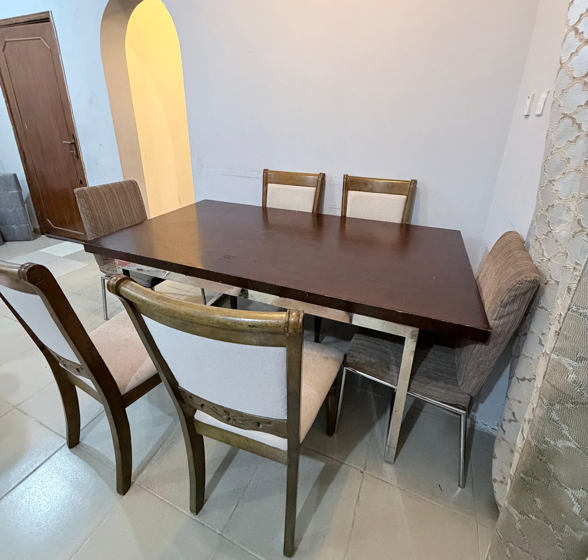 Dining table with chairs - Image 3