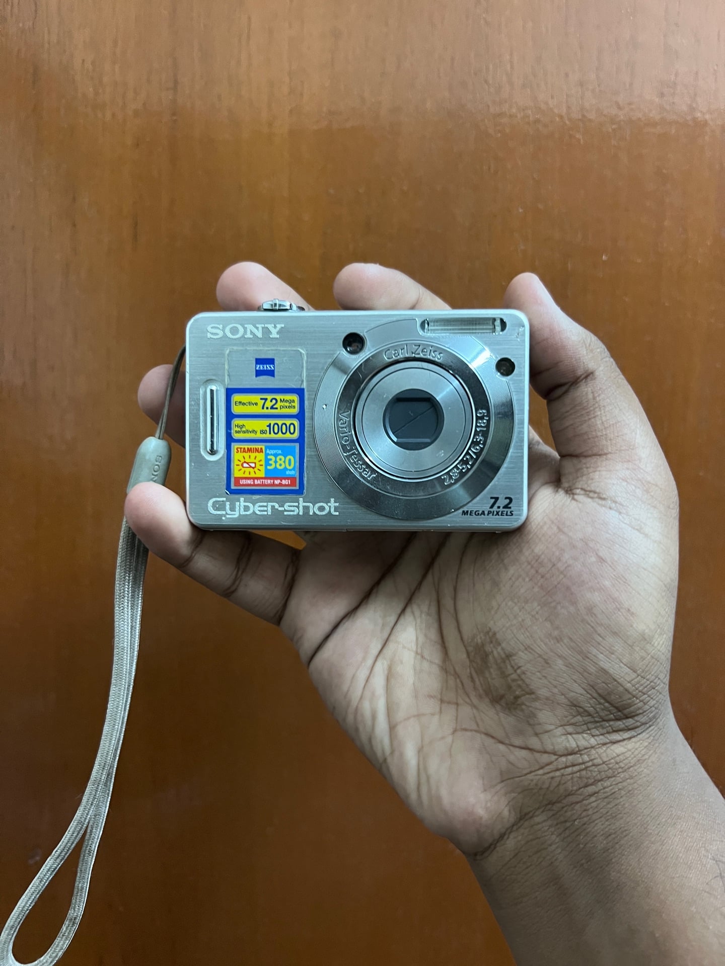 📸 VINTAGE SONY CYBER-SHOT DSC-W55 – THE ULTIMATE Y2K DIGICAM BUNDLE - Image 2