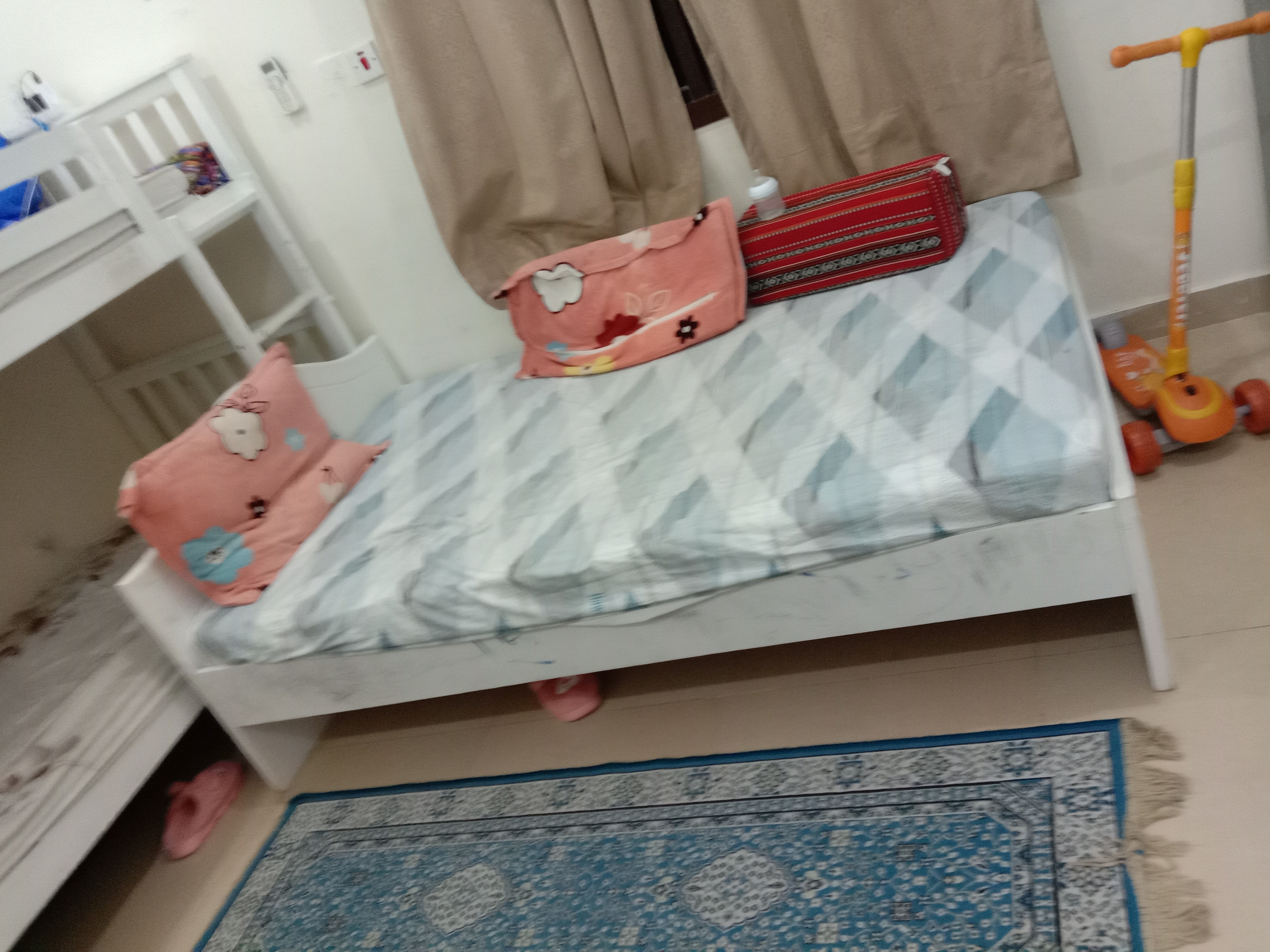 Bed with mattress and table - Image 1
