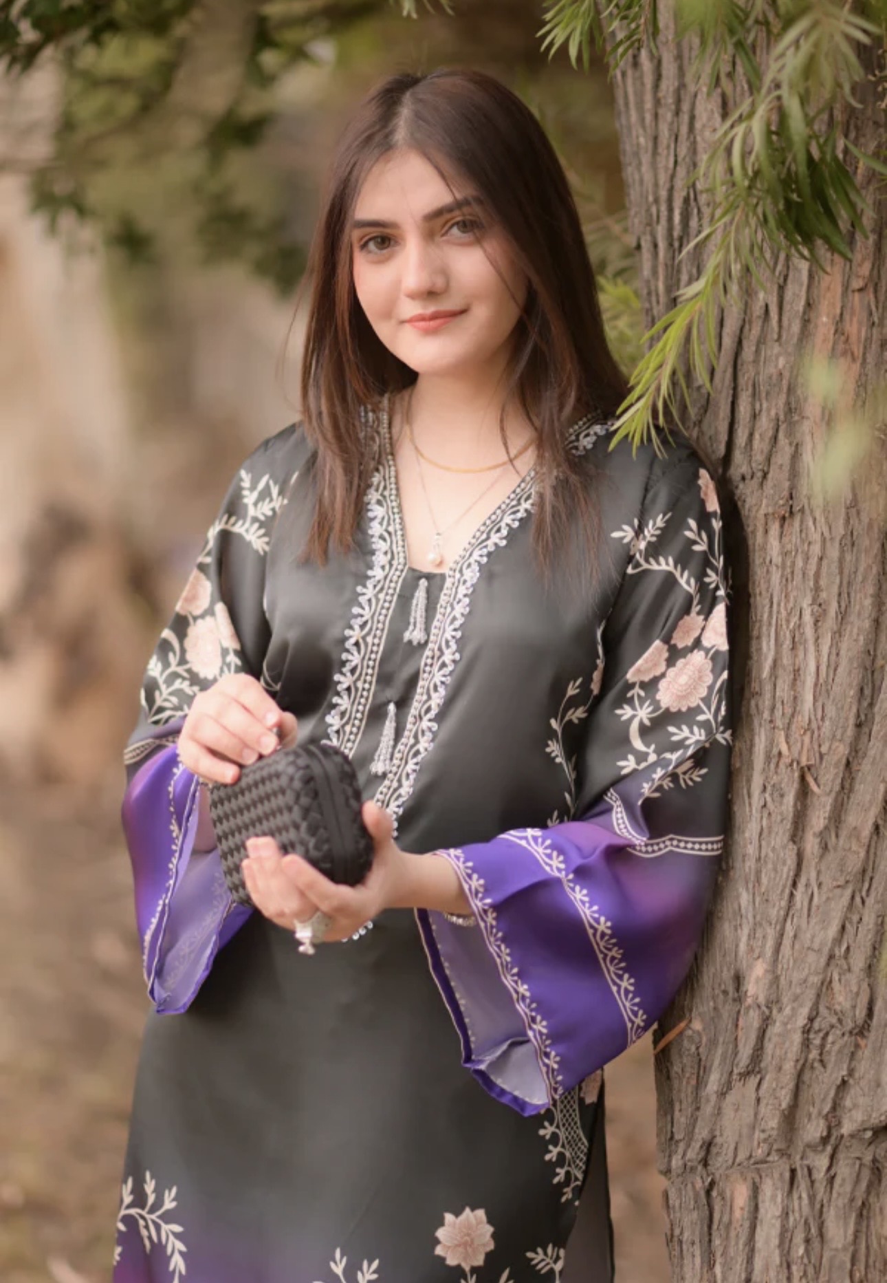 Silk dresses - Image 6