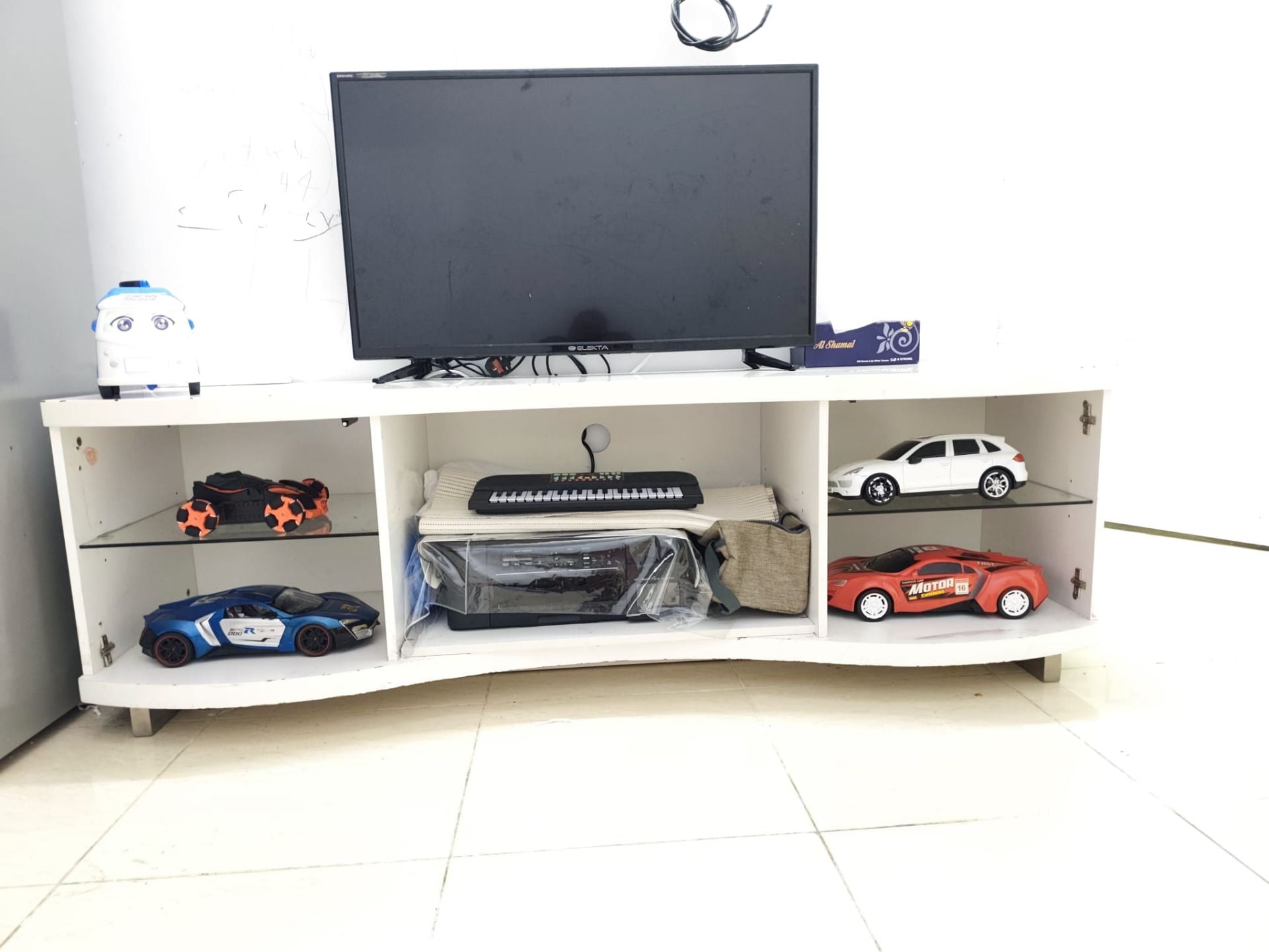 TV stand for sale  - Image 2