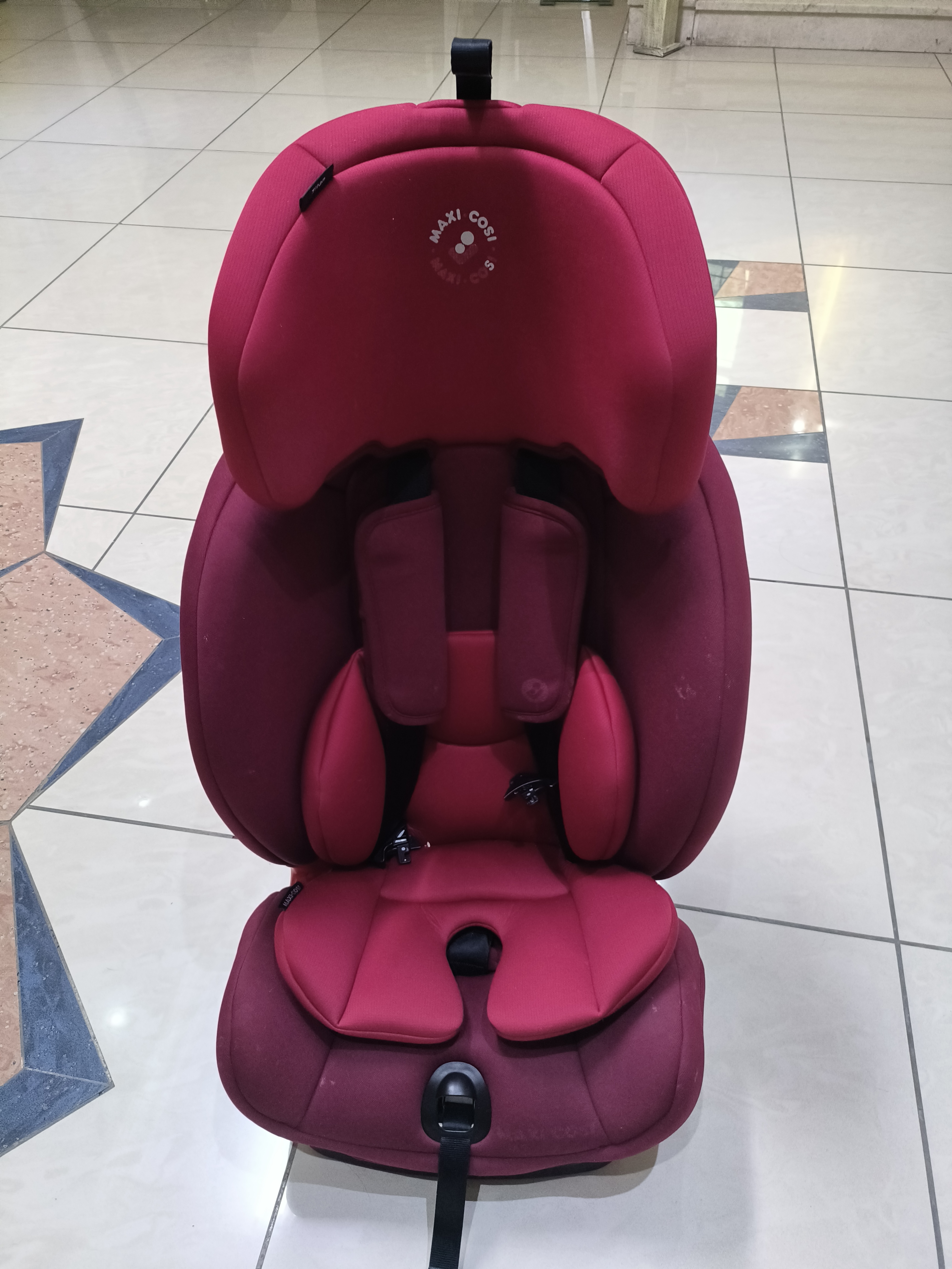 used Maxi Cosi Safety Seat/Car Seat - Image 4