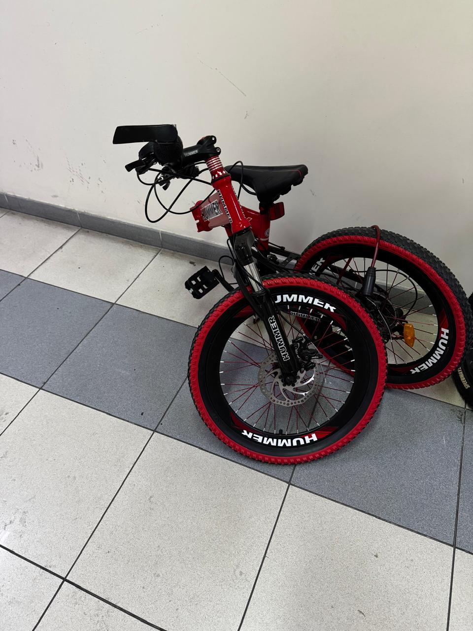 HUMMER Kids Folding Mountain Bike – Excellent Condition - Image 1