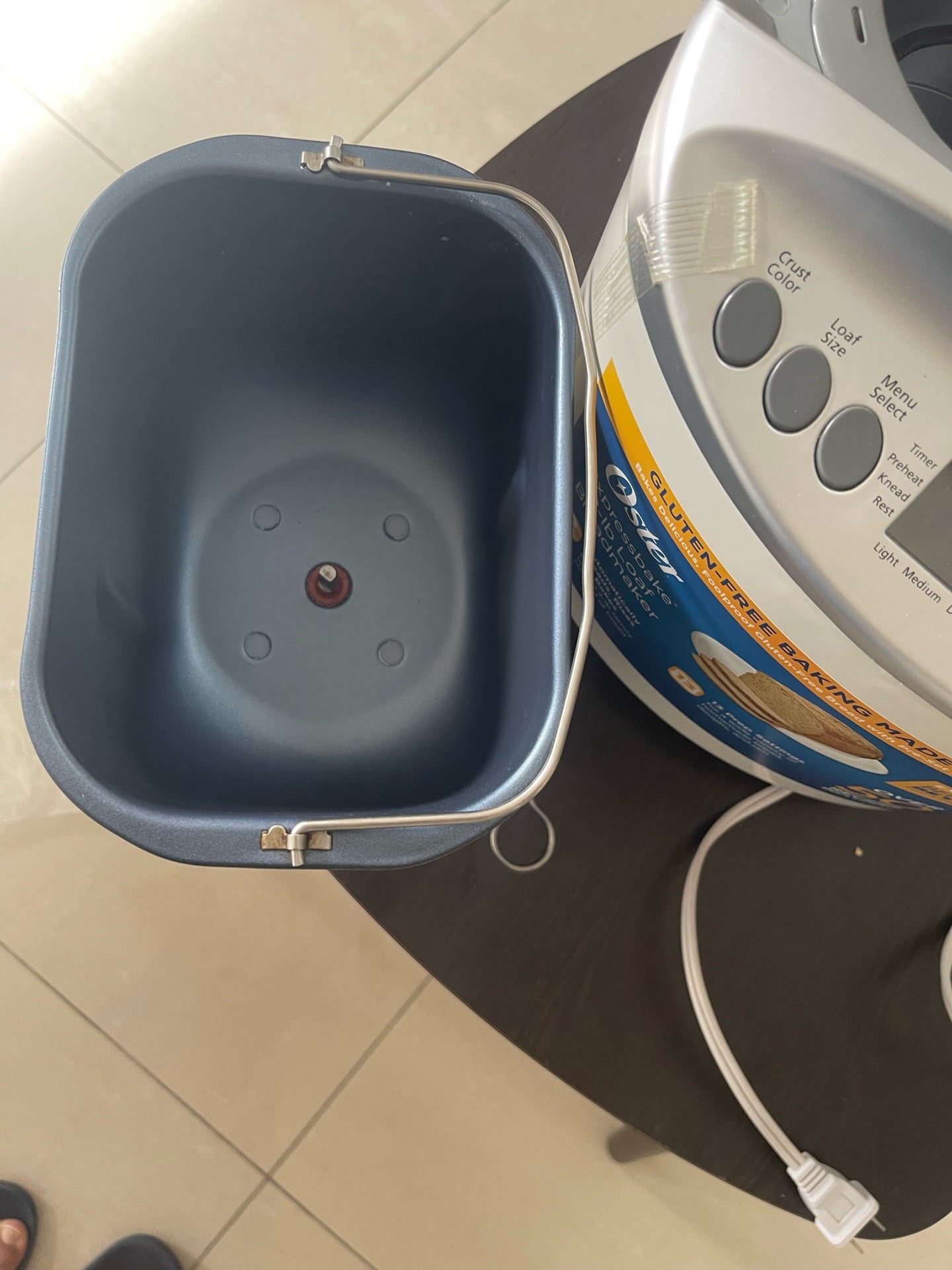 ماكينة خبز Oster (مستخدمة بشكل قليل) - Image 9