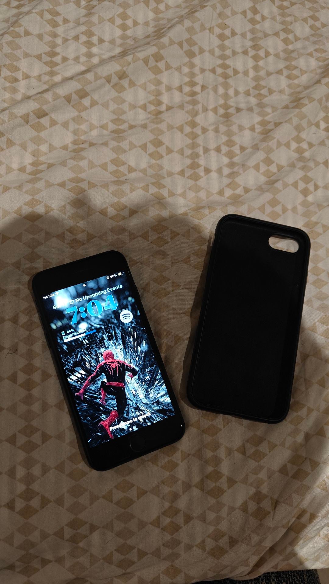 iPhone SE 128gb - Image 1