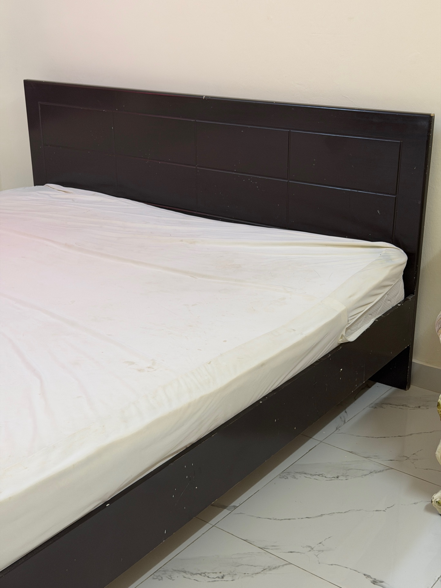 Bed and mattress for sale - Image 4