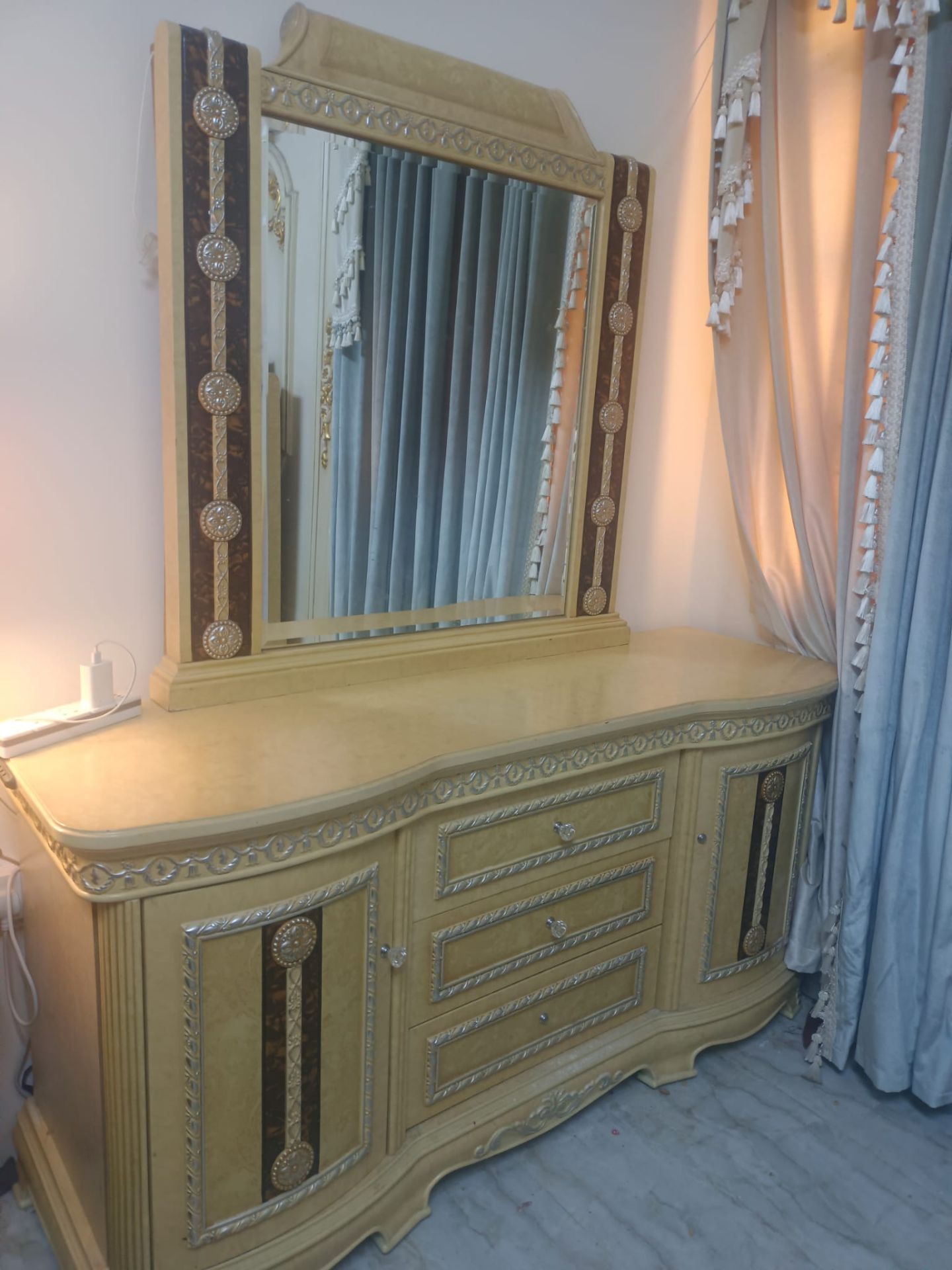 Room furniture set - Image 3