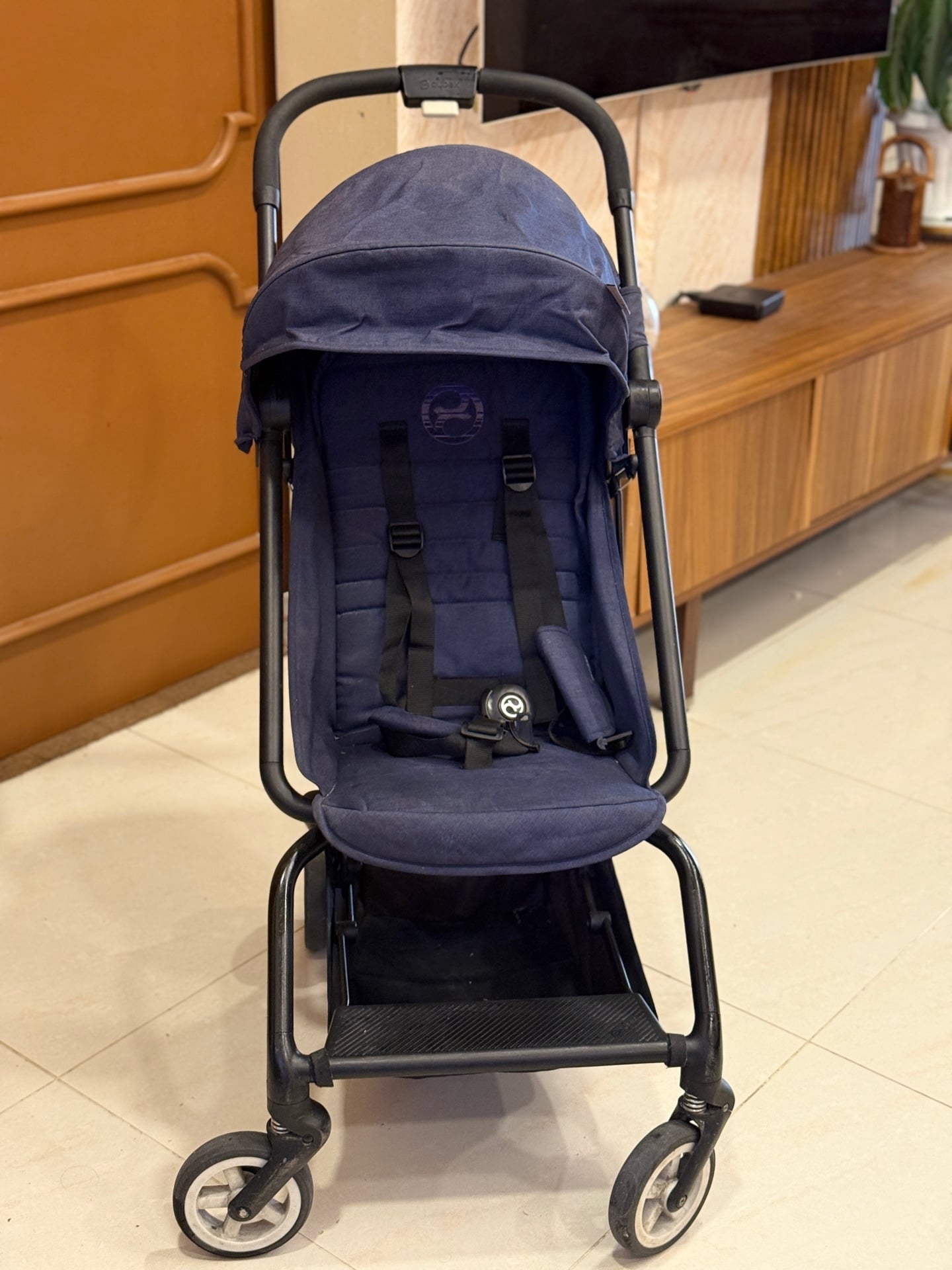Cybex eazy s plus stroller front and back facing compact and cabin approved  - Image 2