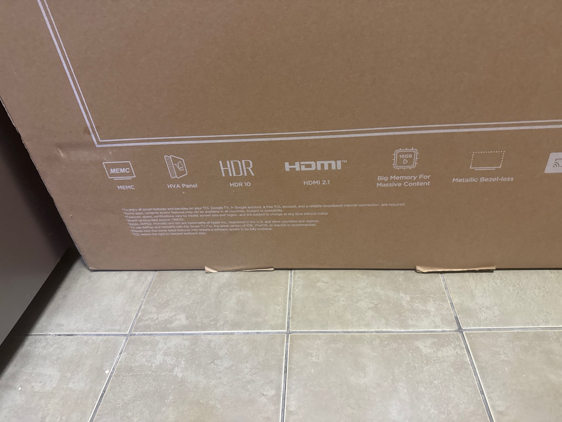 Bought last year . Very good condition with TV box  - Image 4