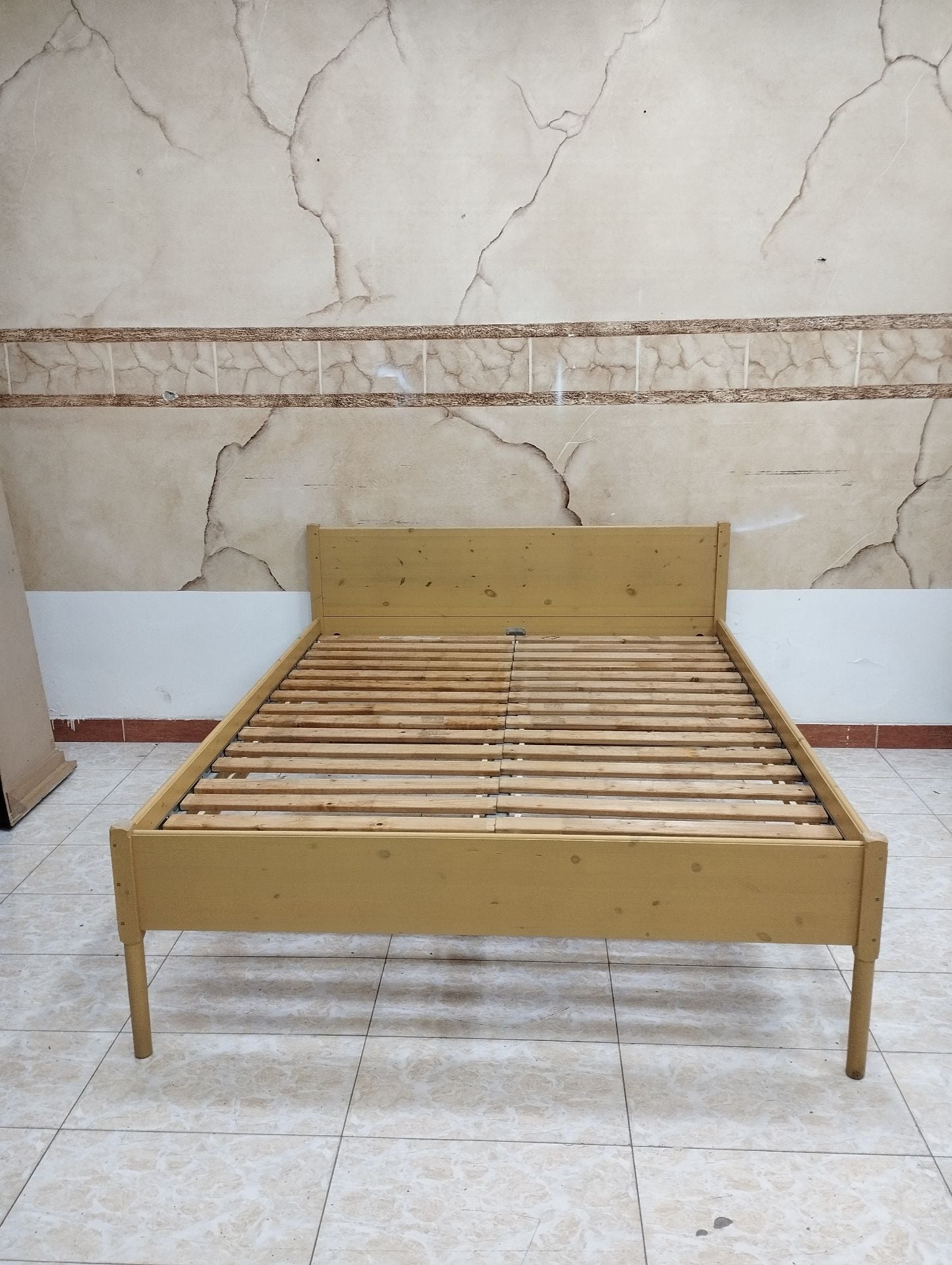 For sale and buy old furniture - Image 4