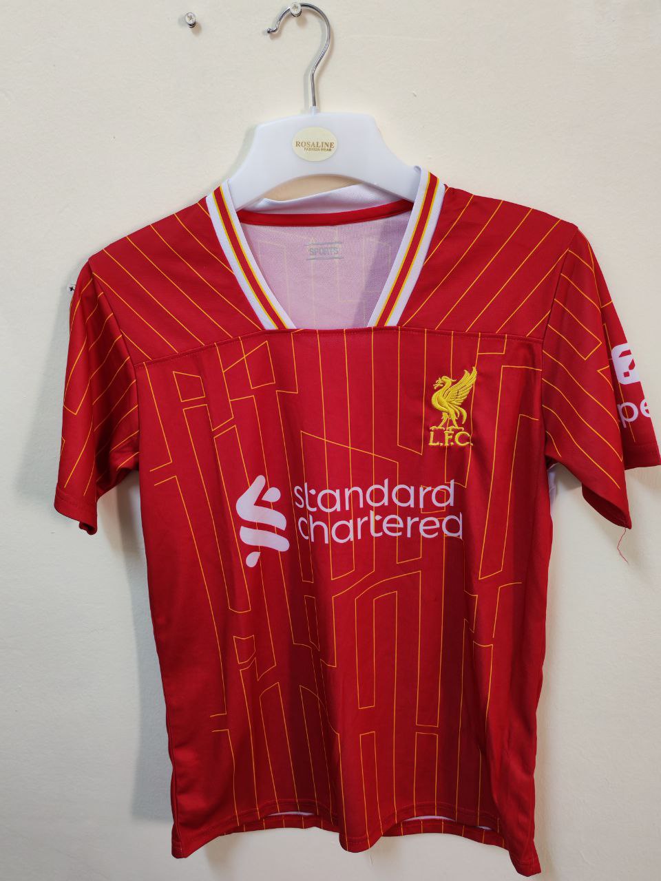 LIVERPOOL HOME JERSY SIZE M - Image 2
