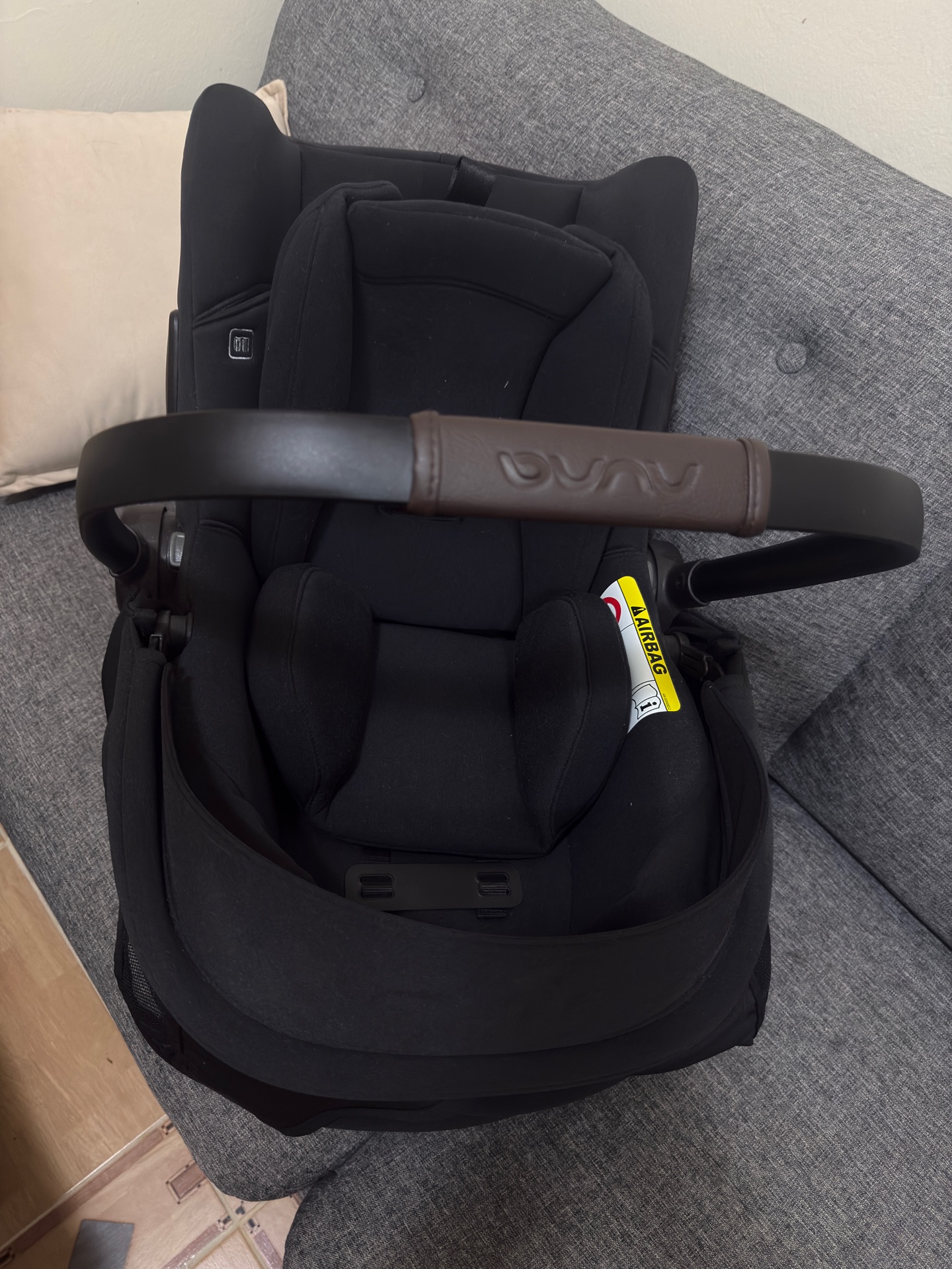 Nuna PIPA Infant Car Seat - Premium Condition - Caviar Black - Image 4