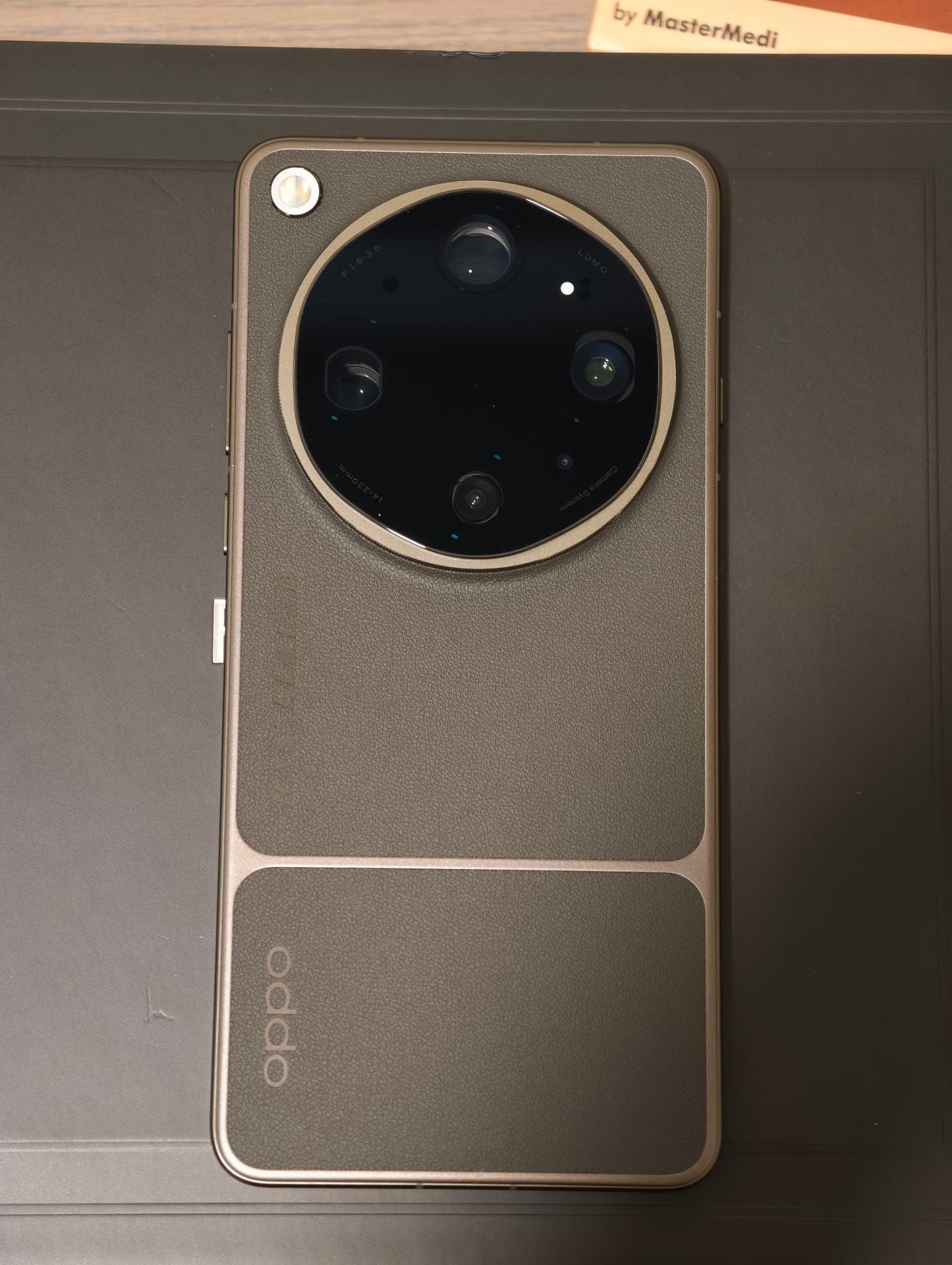 Selling Like New Oppo Find X9 Ultra Tundra Umber 16GB + 1TB Global - Image 3