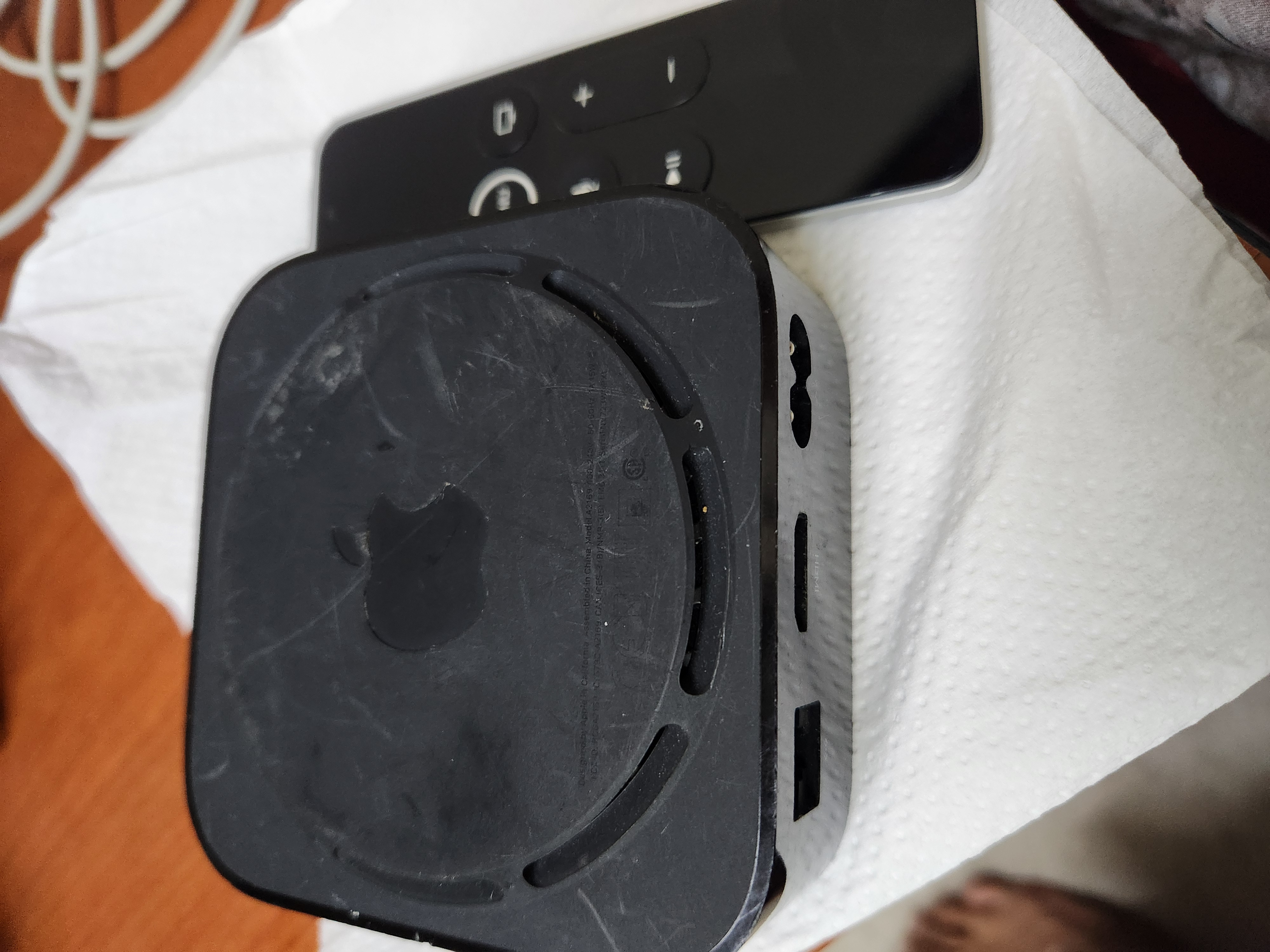 Apple tv box 4k Model A1842 64gb - Image 2