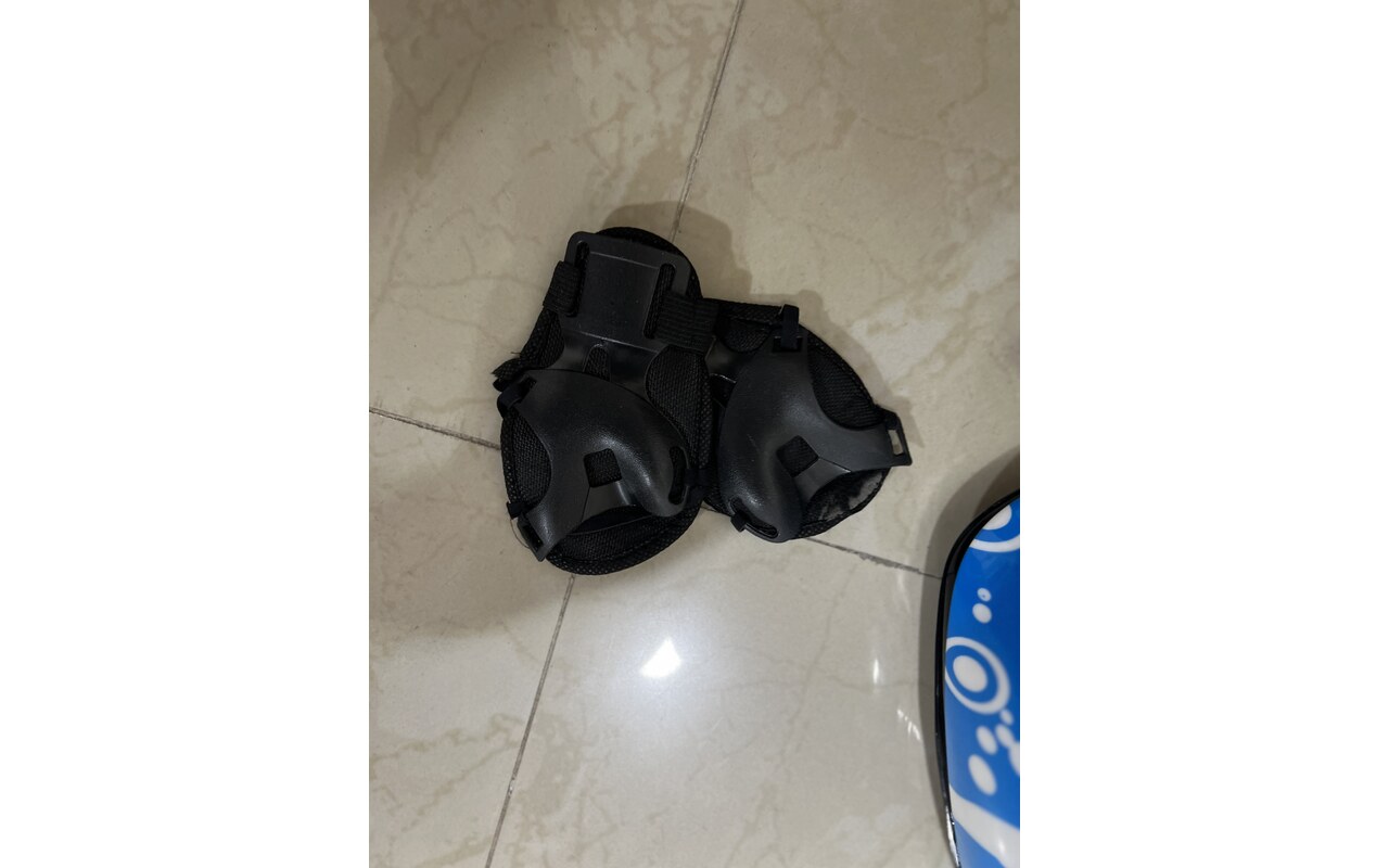 طقم زلاجات انلاین مع خوذة ووسادات - مقاس قابل للتعديل - Image 8