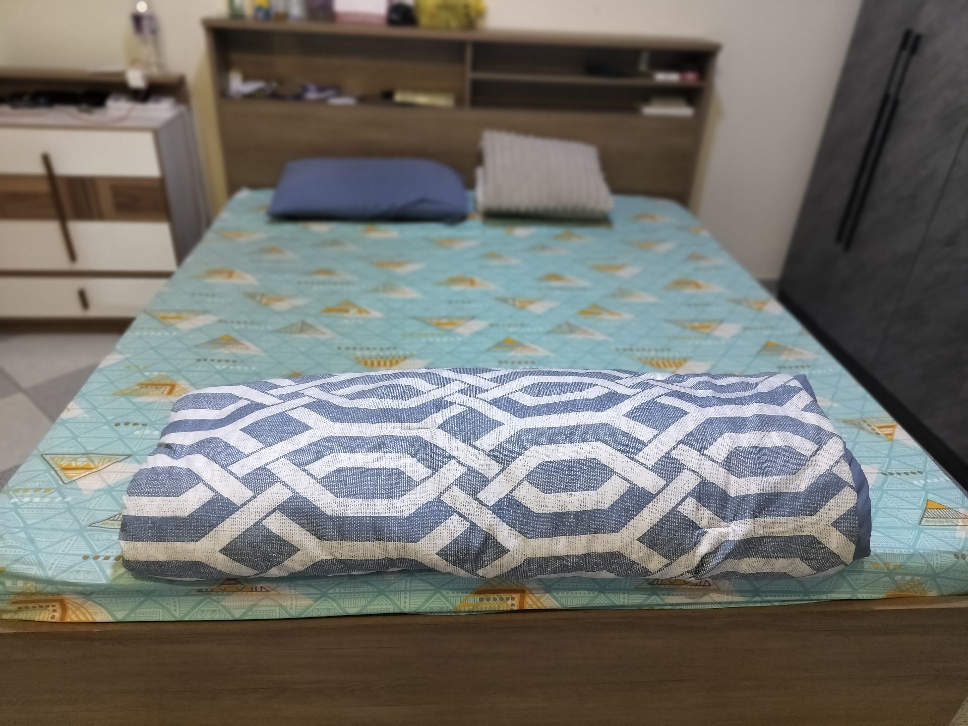 Bed set with mattress - Image 2