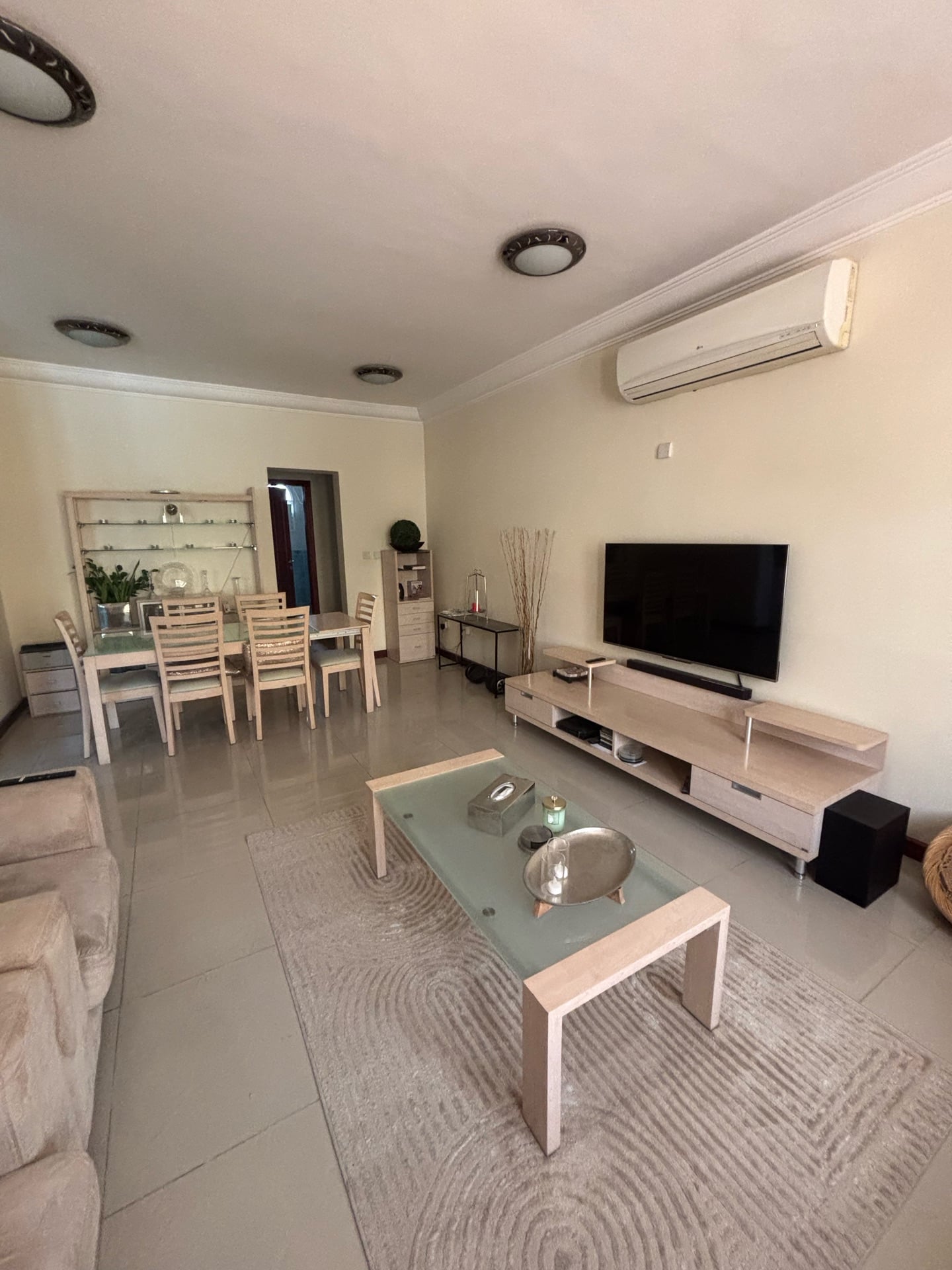 PAN home lounge & dining room set - Image 2