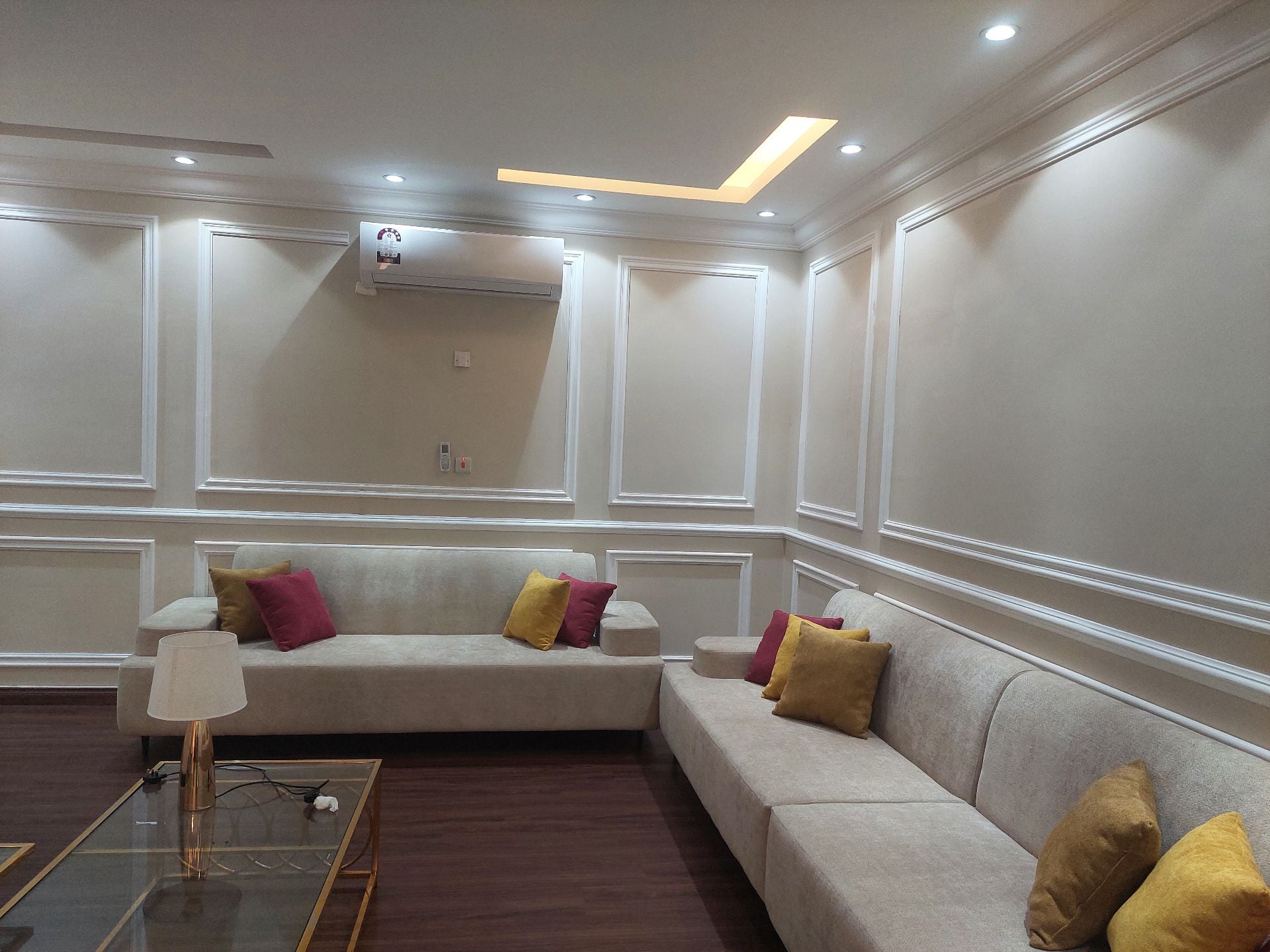Sofa for sale - Image 1