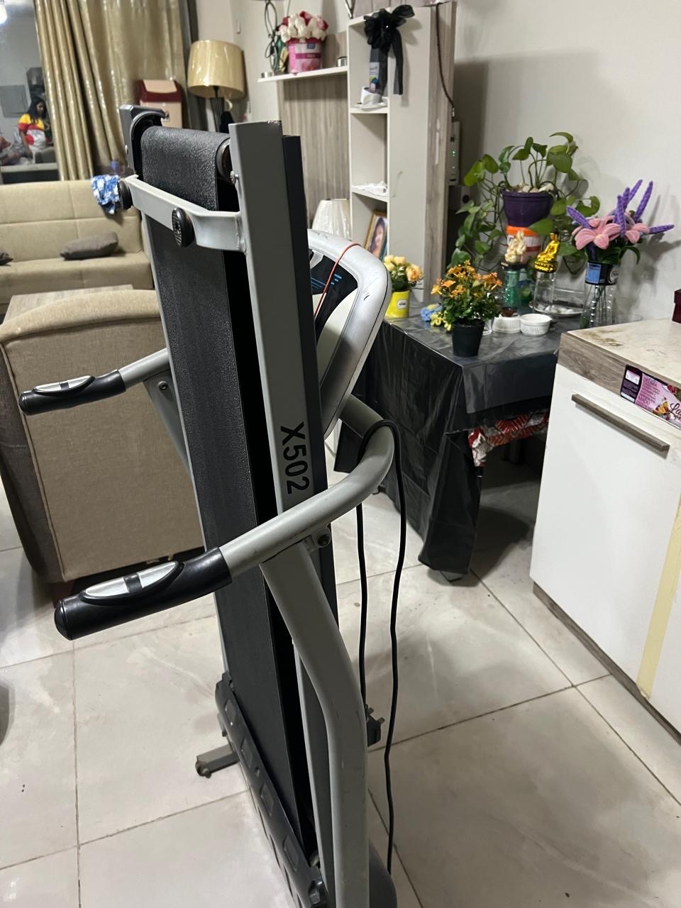 جهاز المشي القابل للطي X502 - مستعمل - حالة جيدة - Image 3