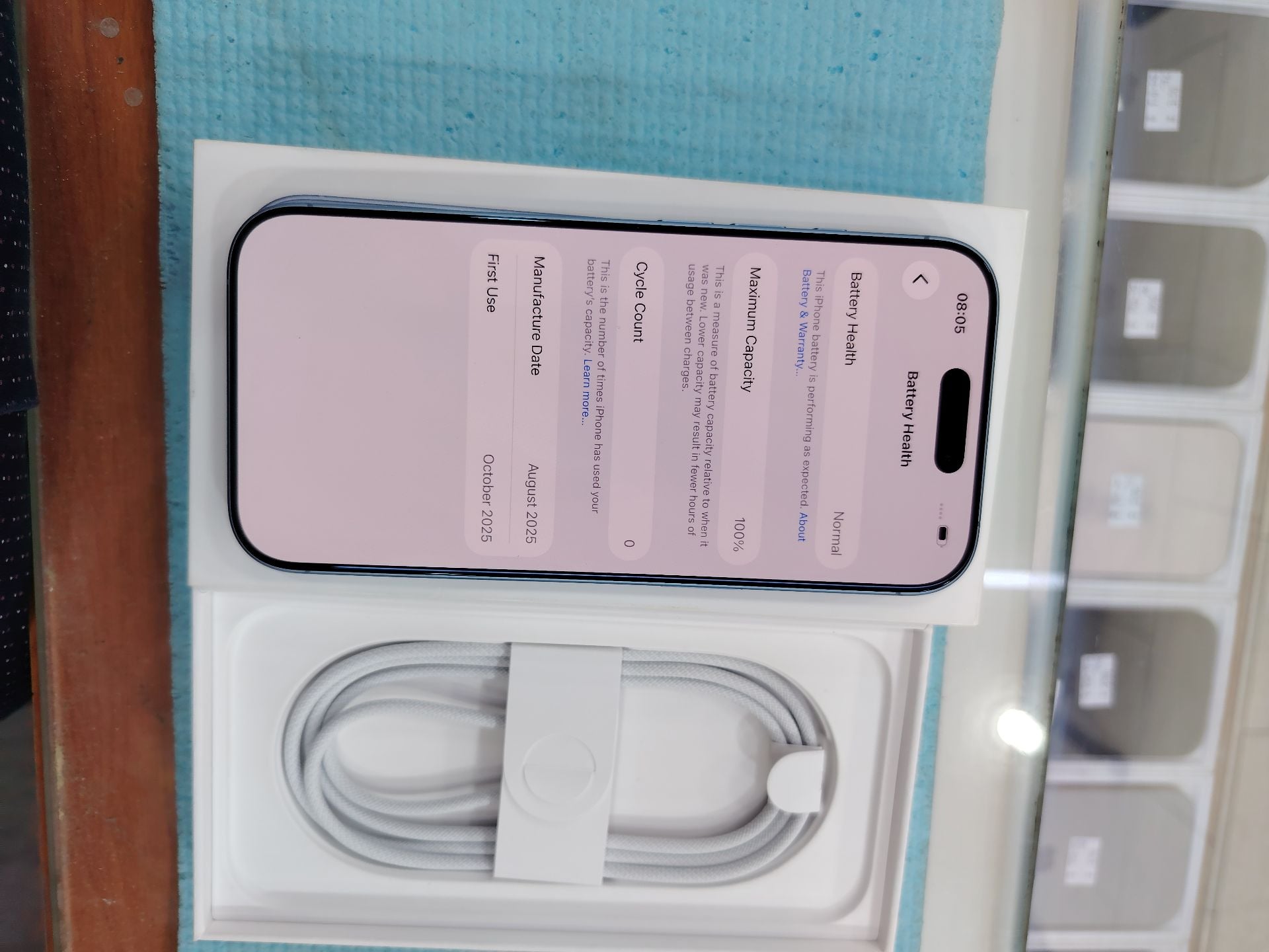 I phone 17 256gb blue  - Image 2