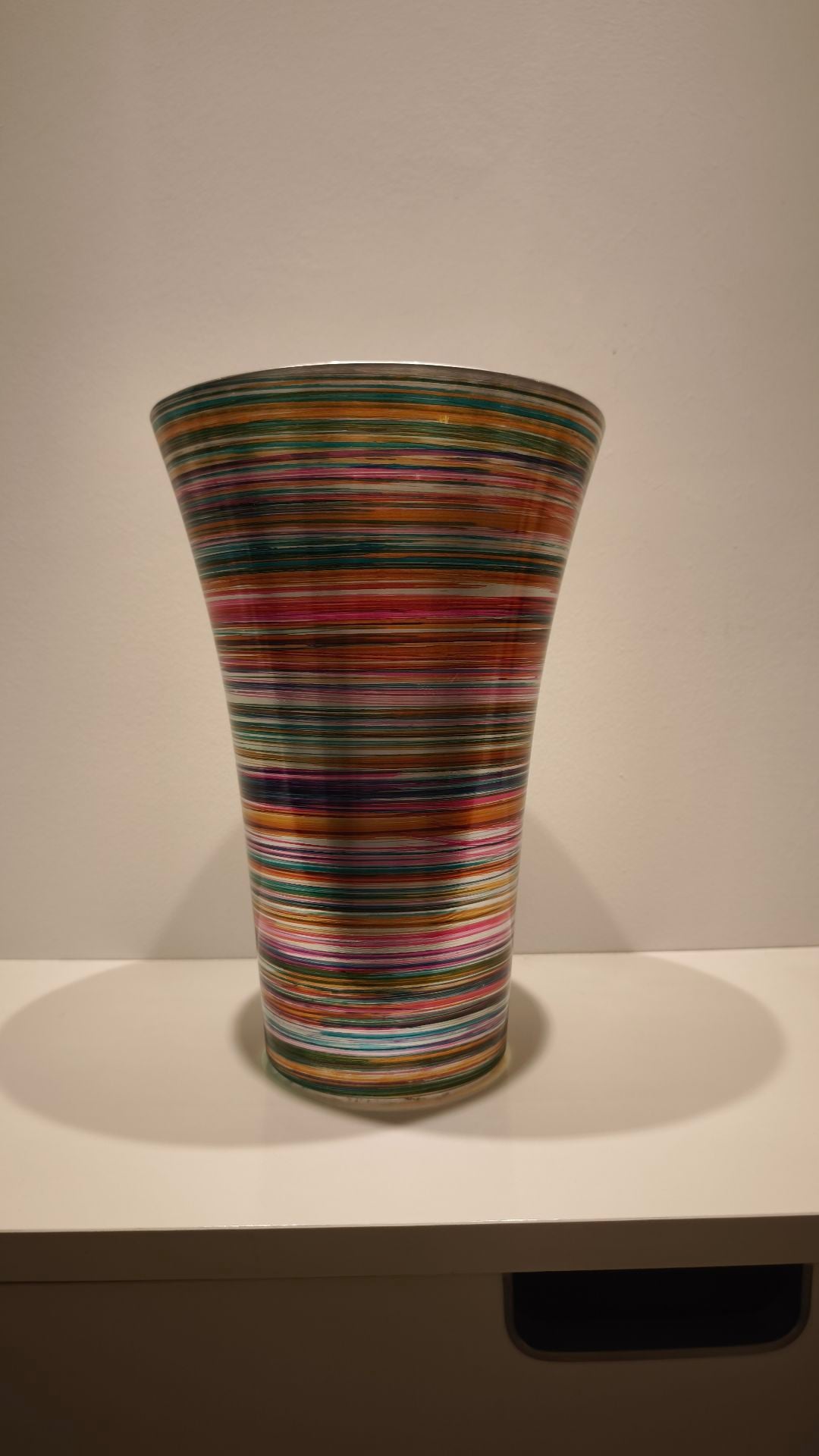 Vase with colorful pattern - Image 4