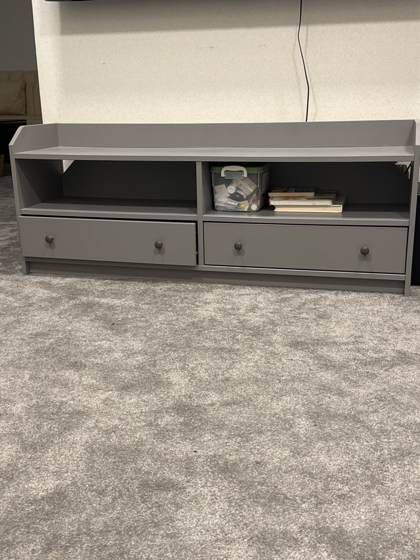 TV stand- Ikea - Image 1