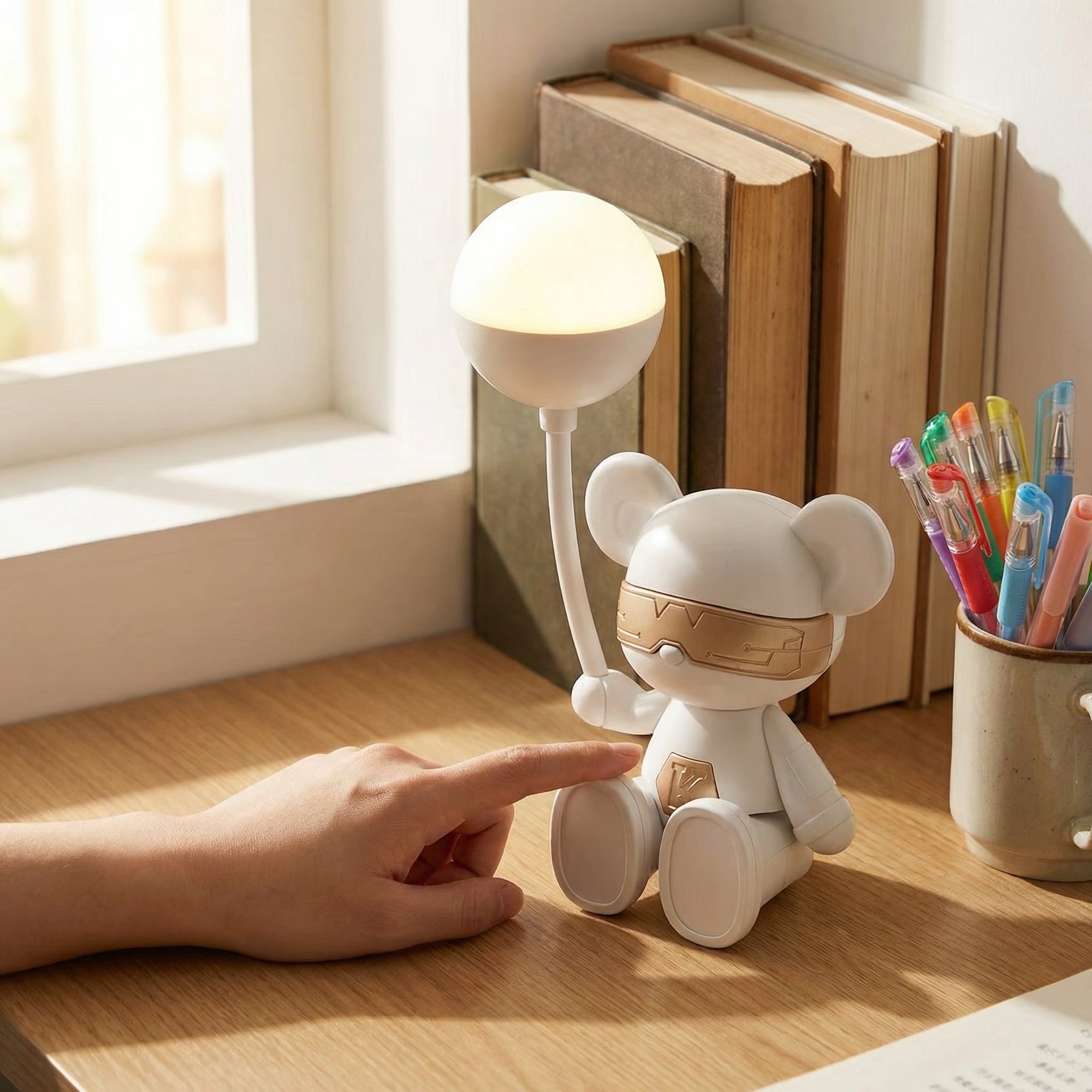 Rechargeable Bear Table Lamp in Different colors - Image 3
