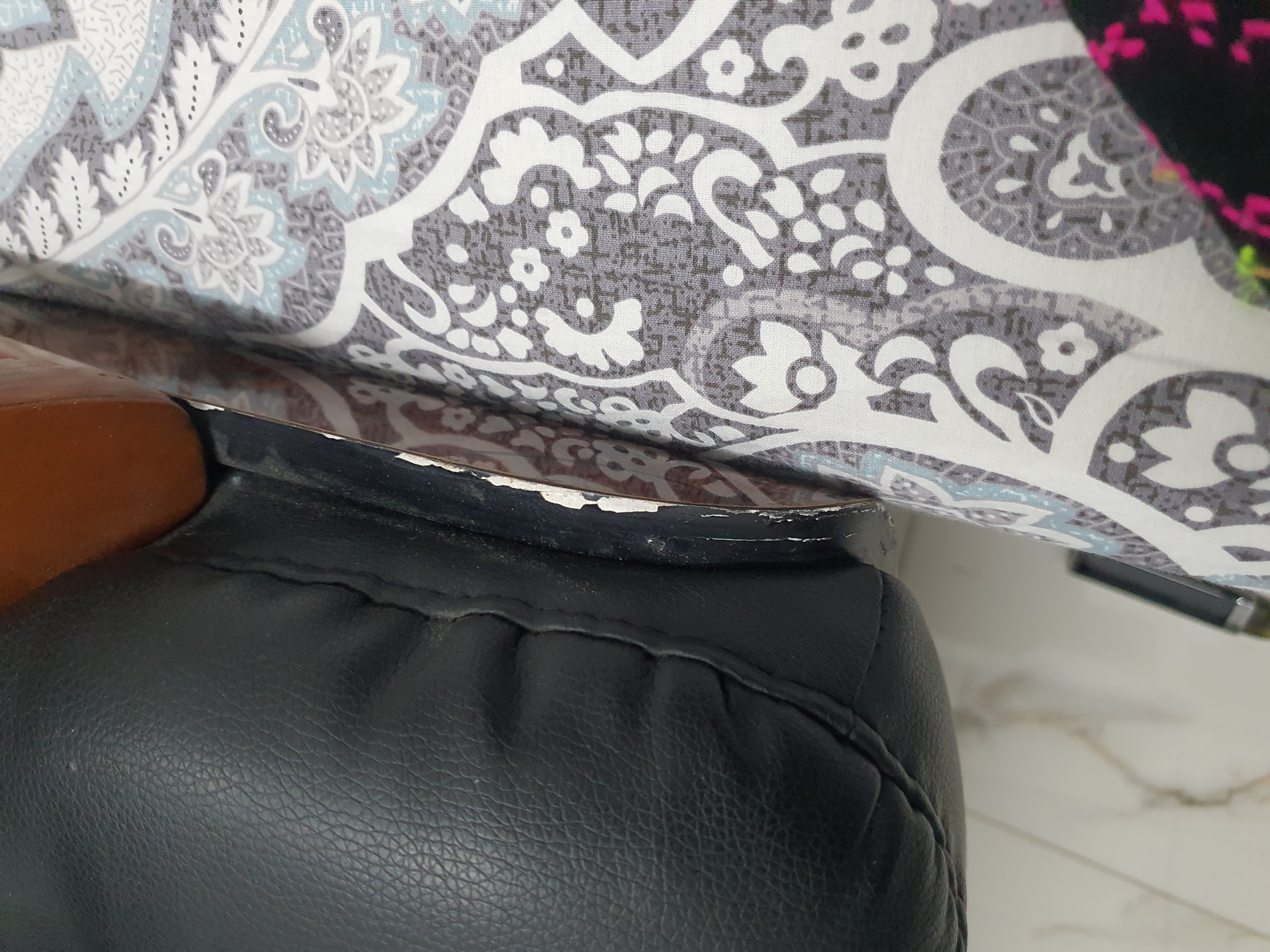 Manager's Office Chair  - Image 6