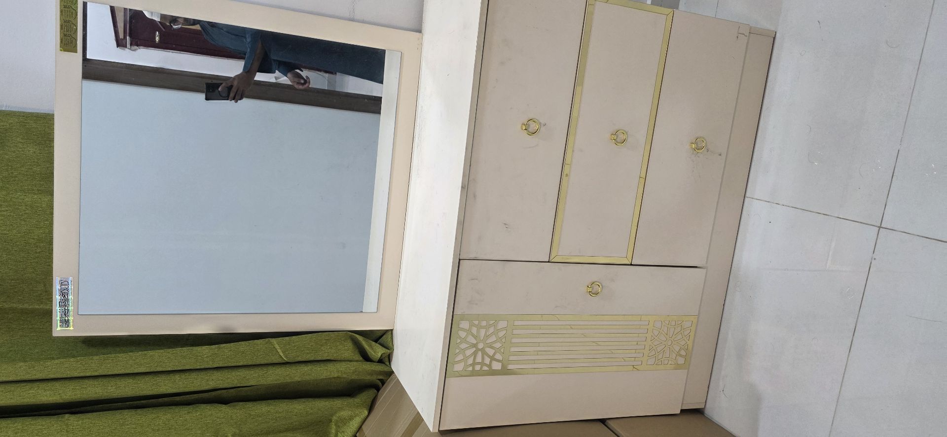 Bedroom set - Image 4