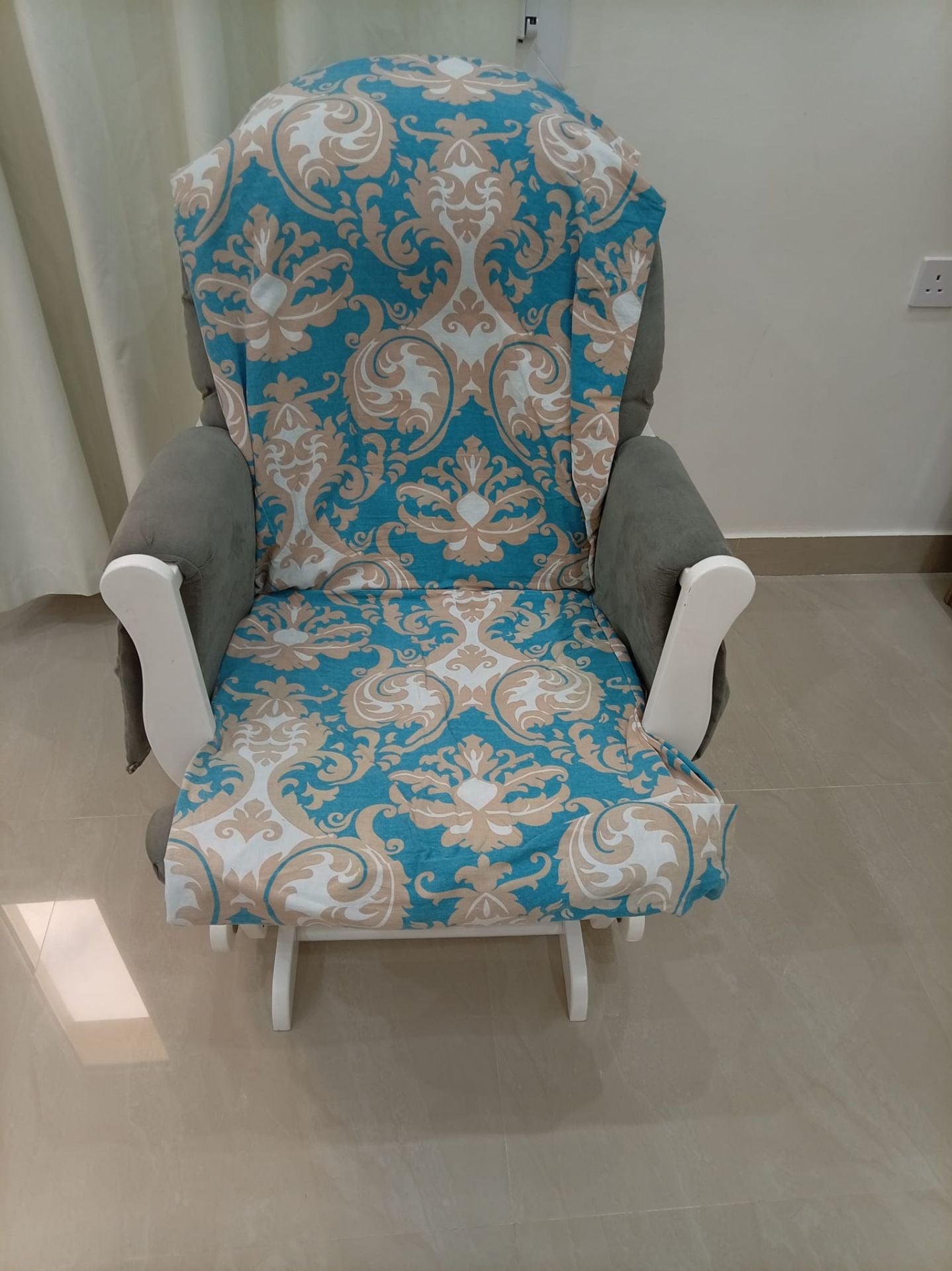 Rocking Chair - Image 2