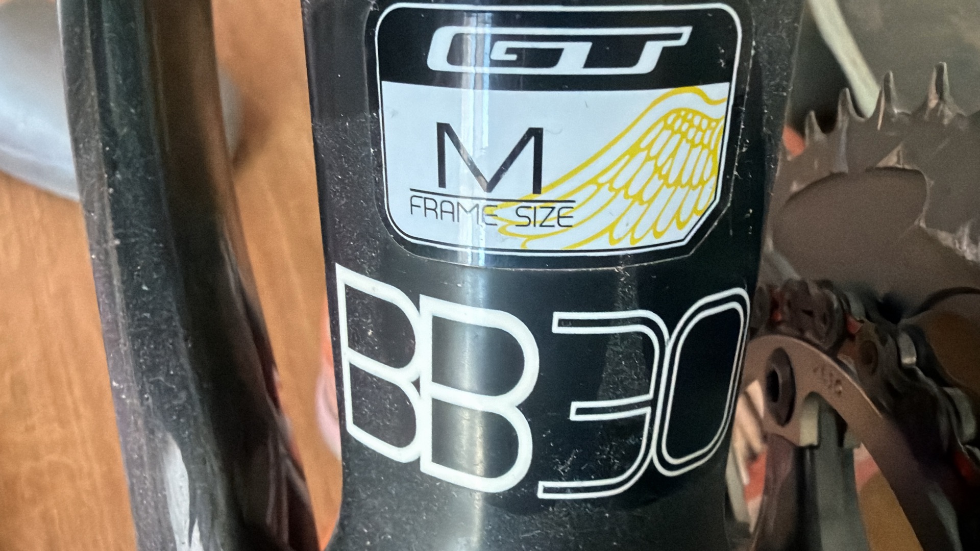 Good condition road cycling, This is full carbon - Image 8