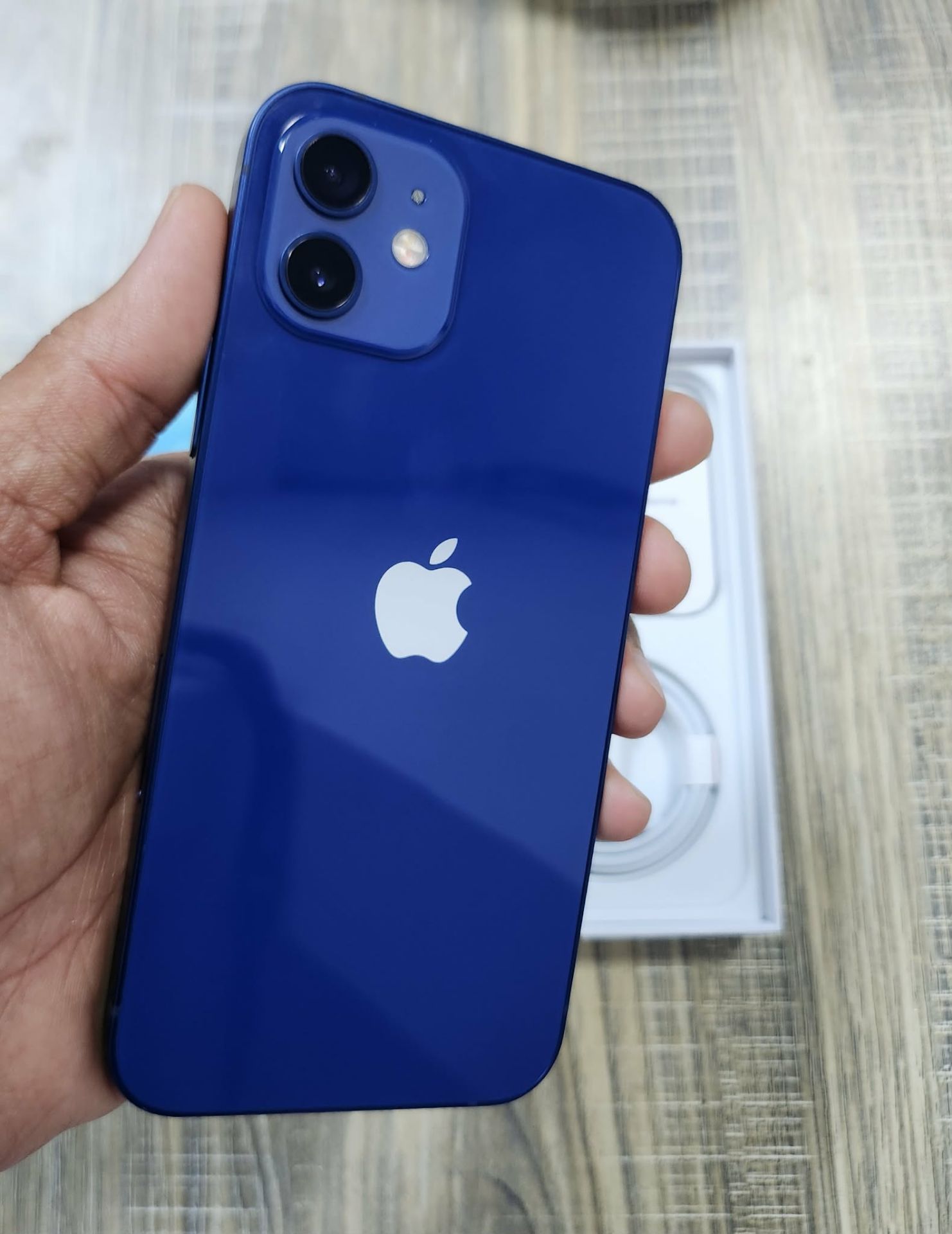 Iphone 12 128GB  - Image 3