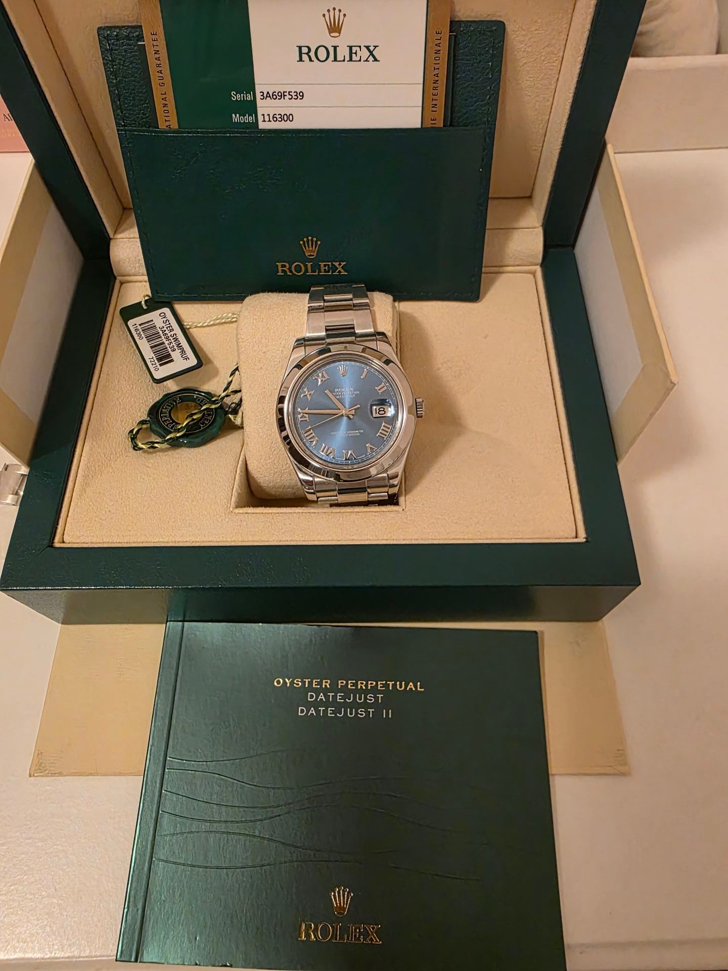 Rolex Datejust Blue dial 41mm - Image 2