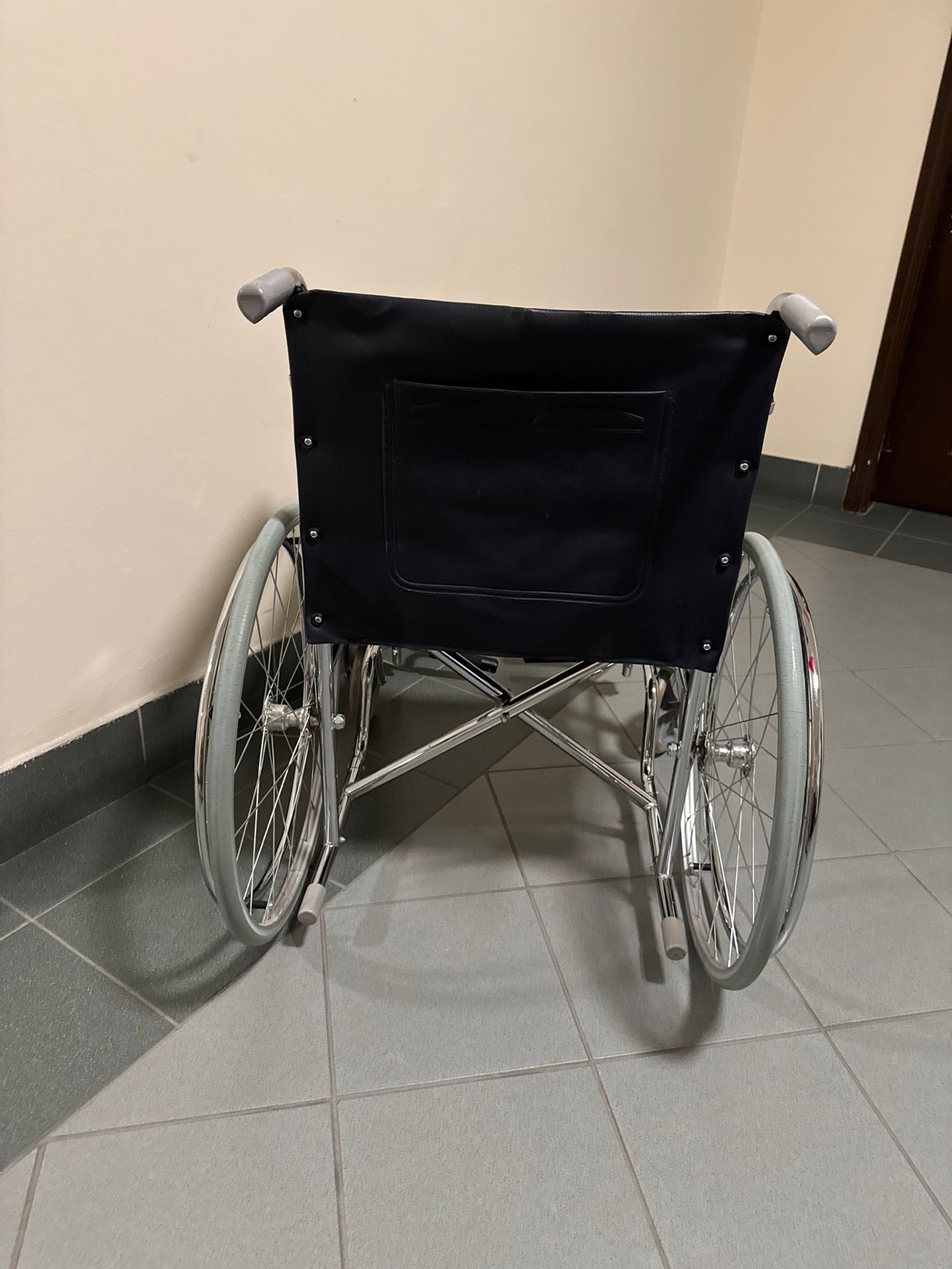 Wheelchair - Image 7