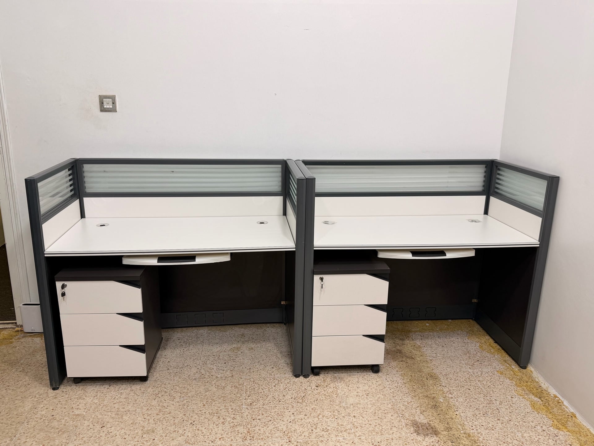 Used Office Furniture Sell - 70610134 - Image 6