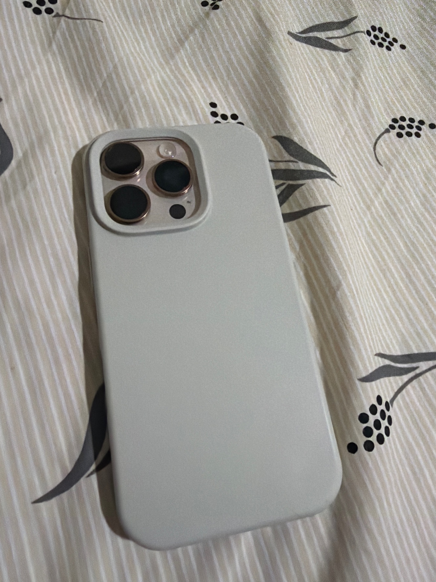 Iphone 16 pro - Image 4