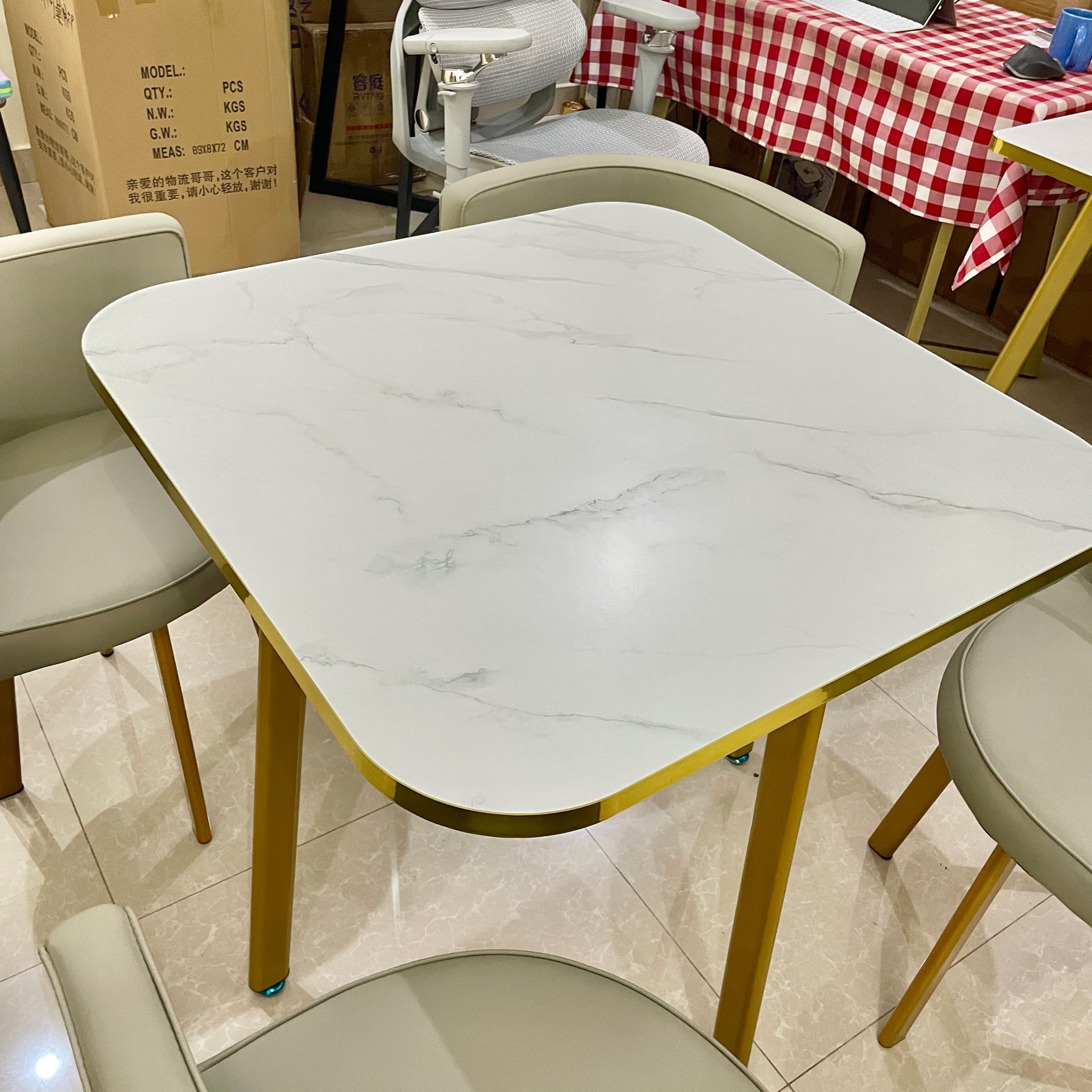 Dining table with dining chair - Image 3