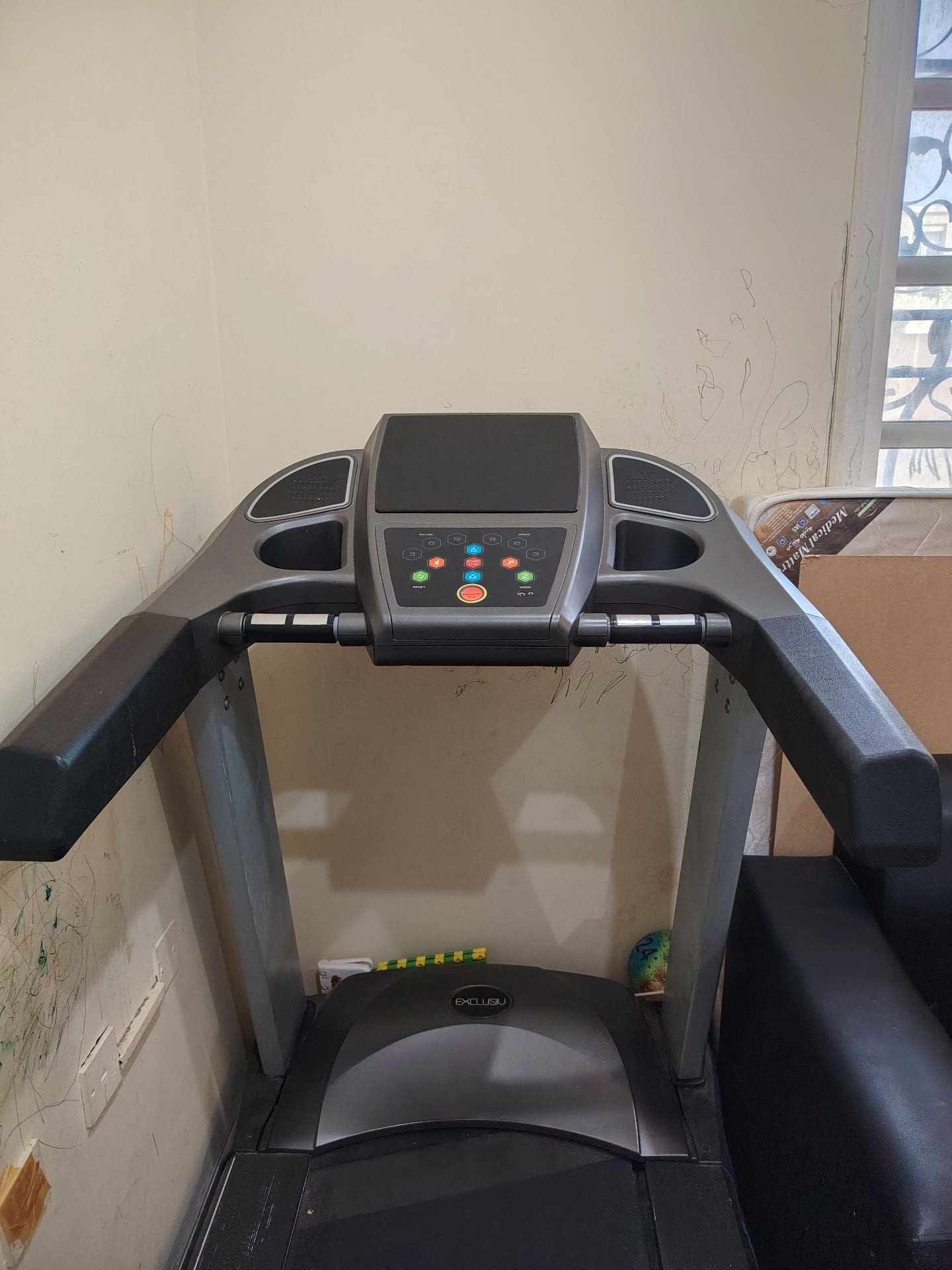 Treatmill  - Image 3