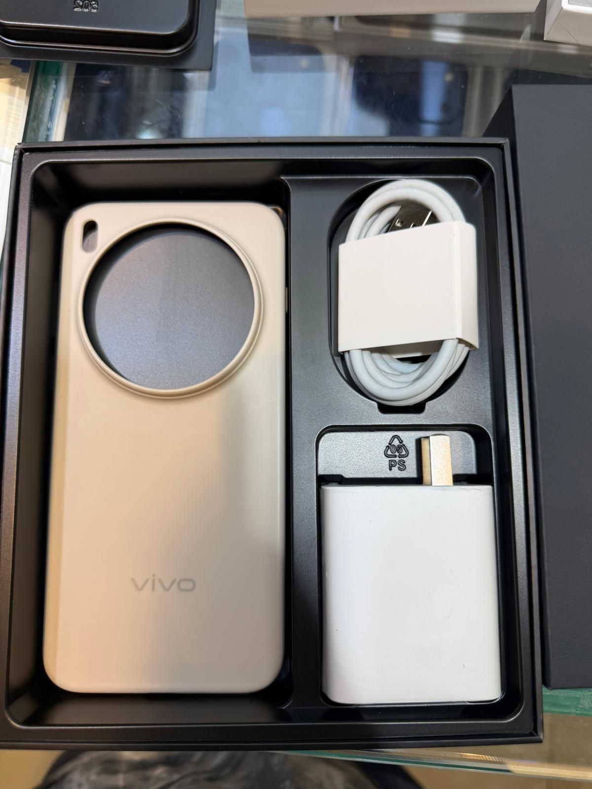 Vivo 300pro 512gb  - Image 5