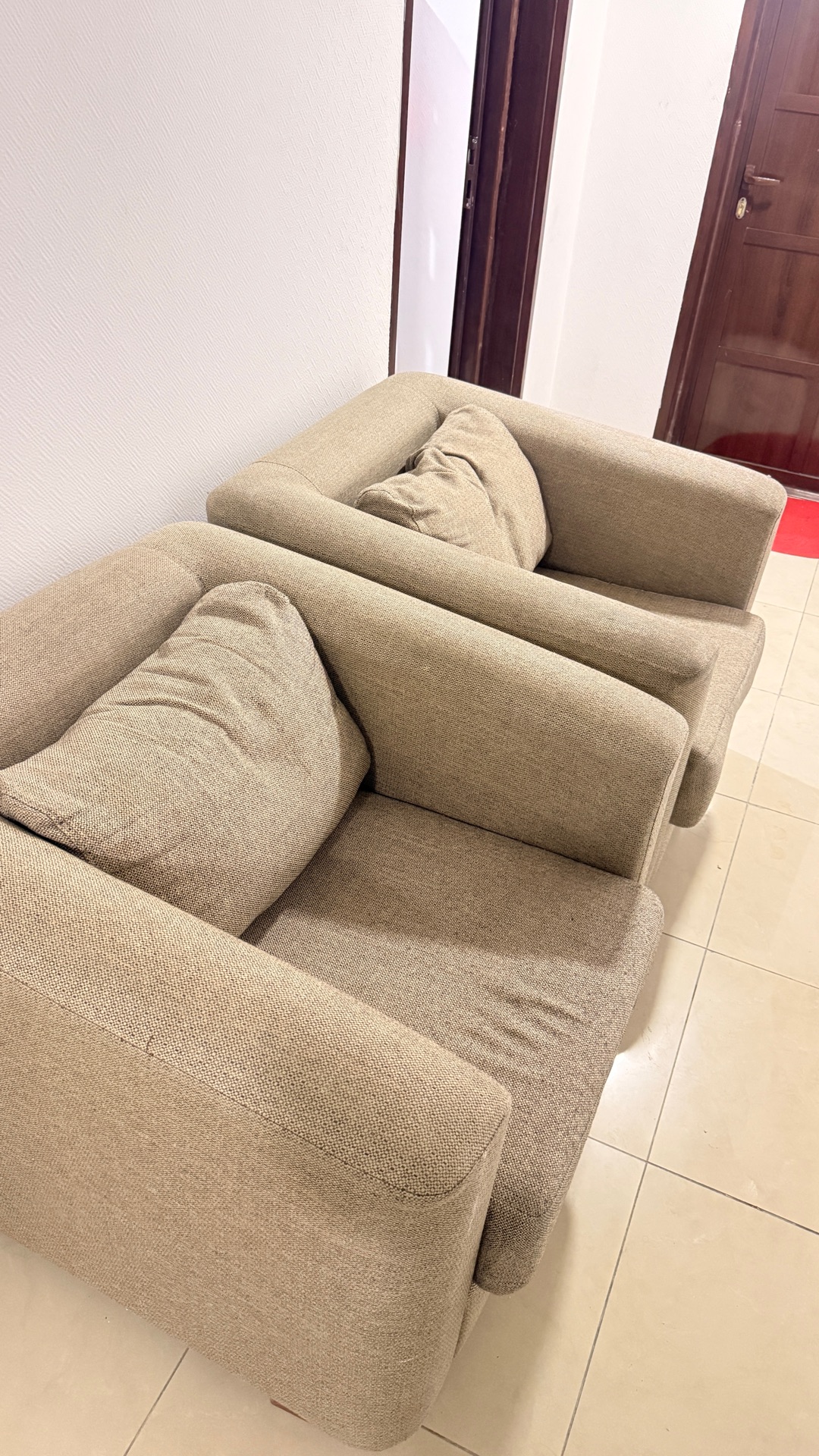 Luxury Sofa - Image 1