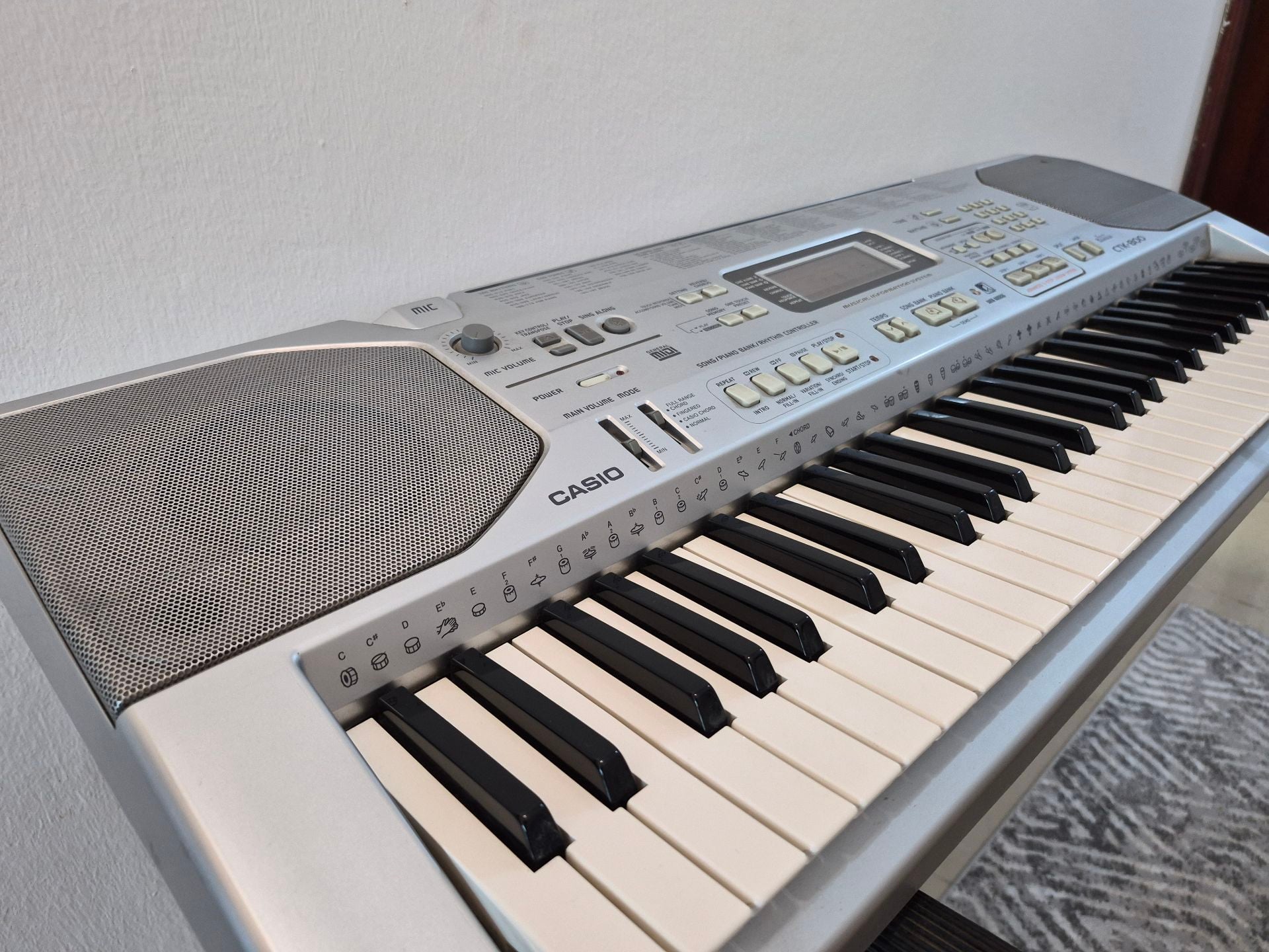Casio Keyboard Piano _ CTK800  - Image 4