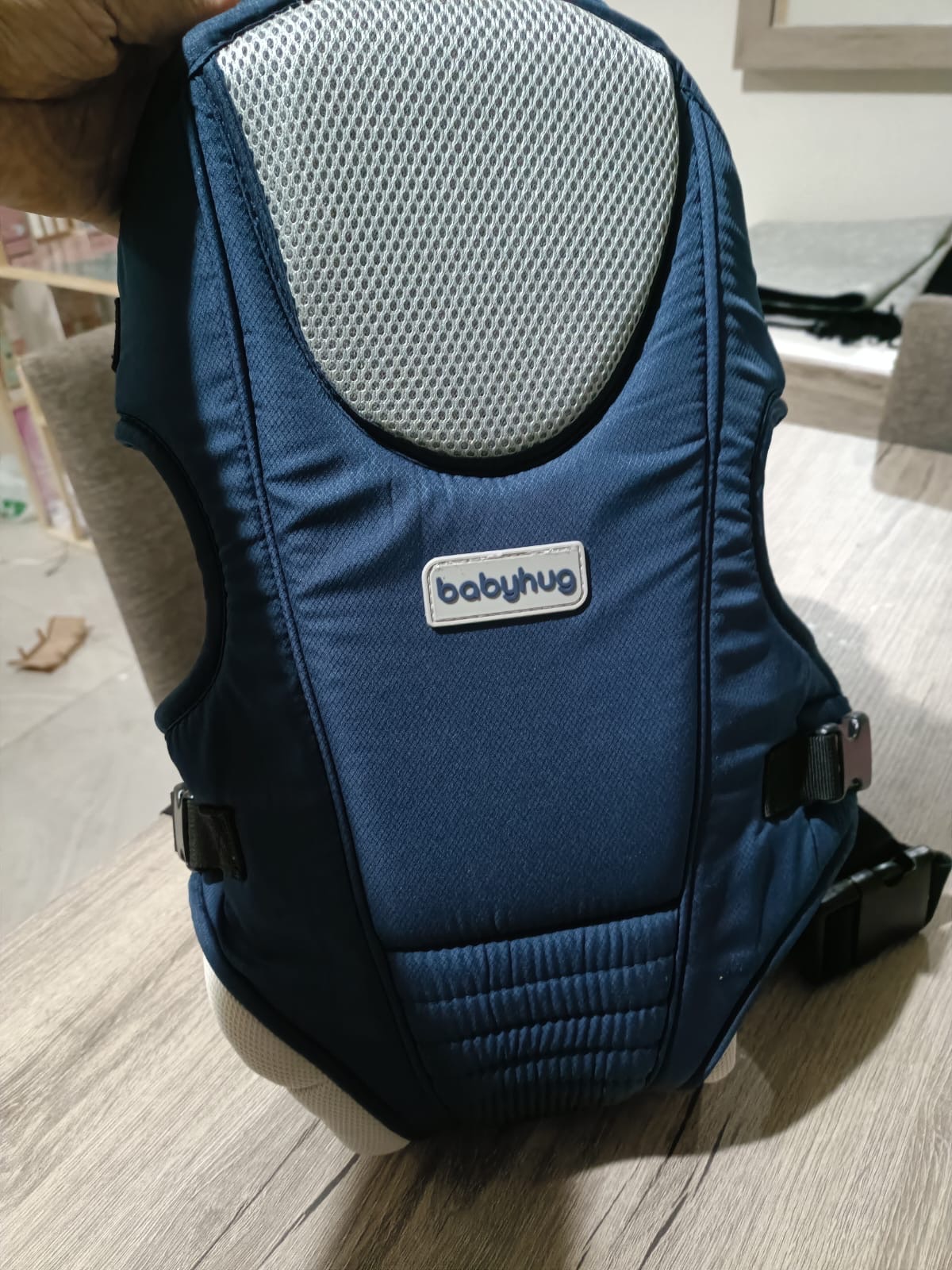Baby carrier - Image 1