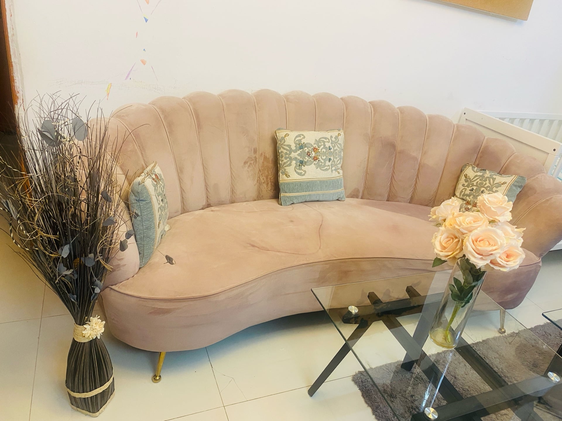Home centre sofa  - Image 4