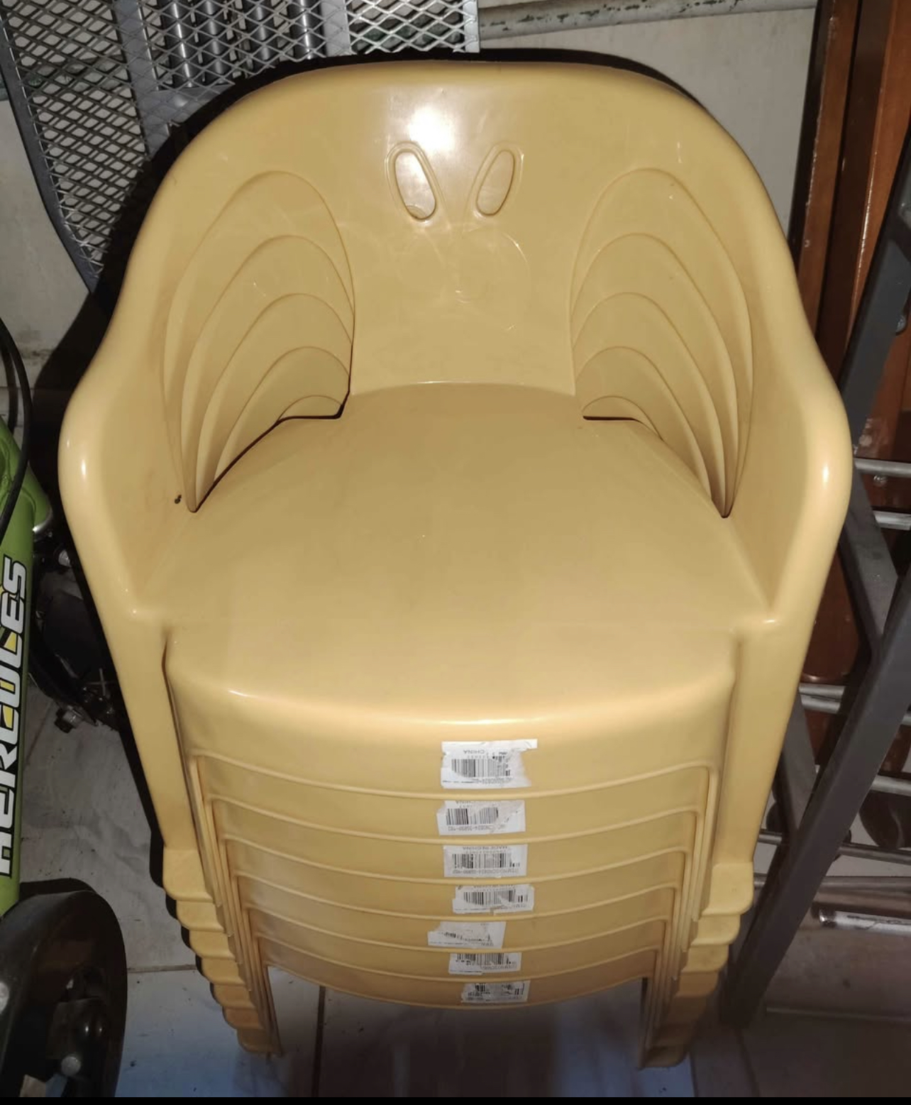 7 pcs Kiddie Chairs - Image 1