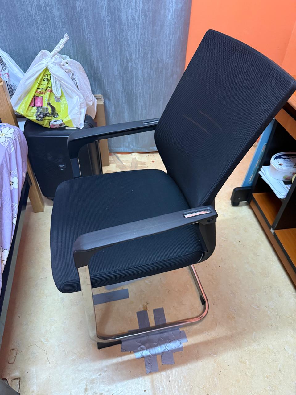 Office Chair - Rarely used - Image 4