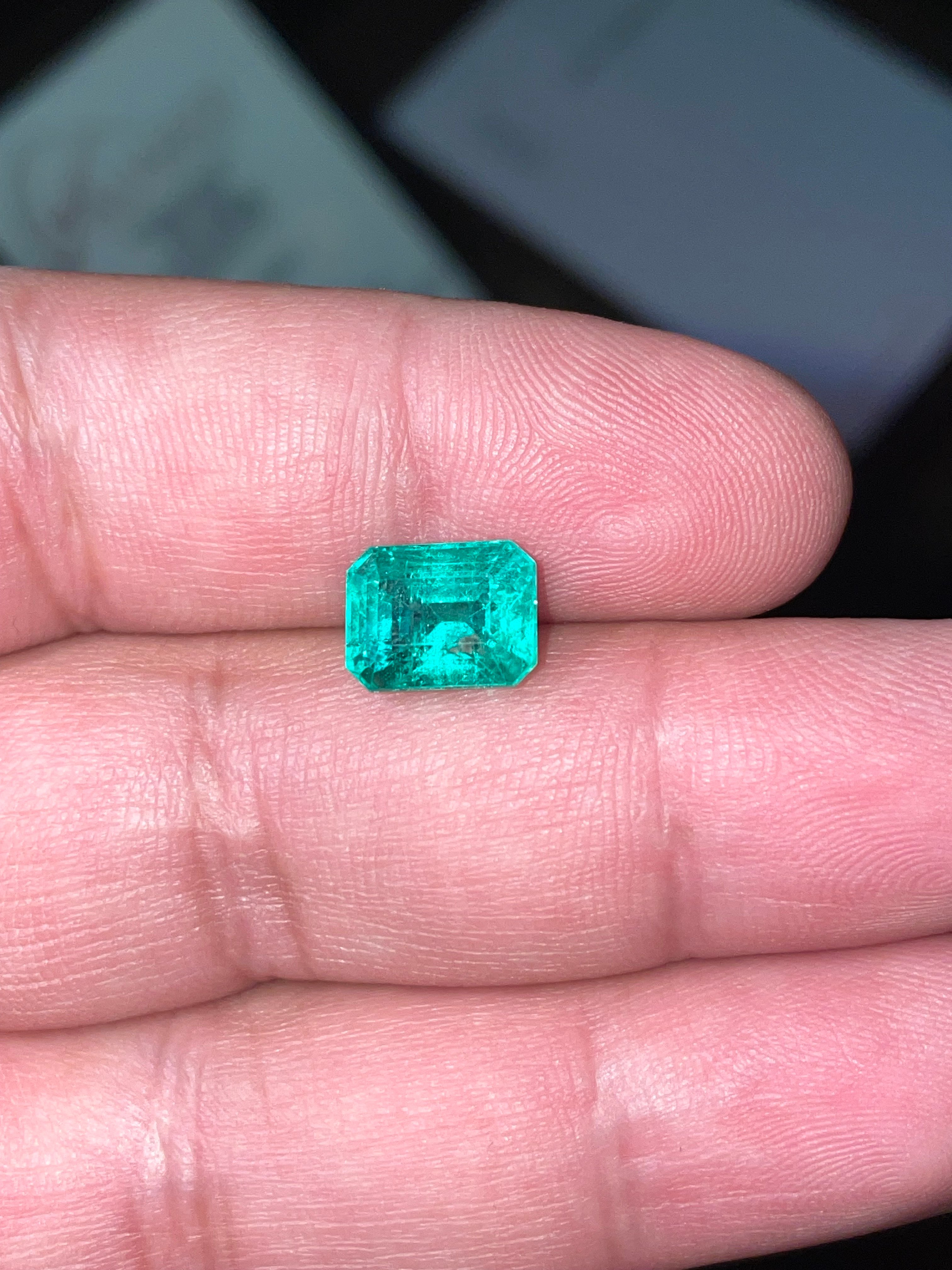 Emerald Stone - Image 4
