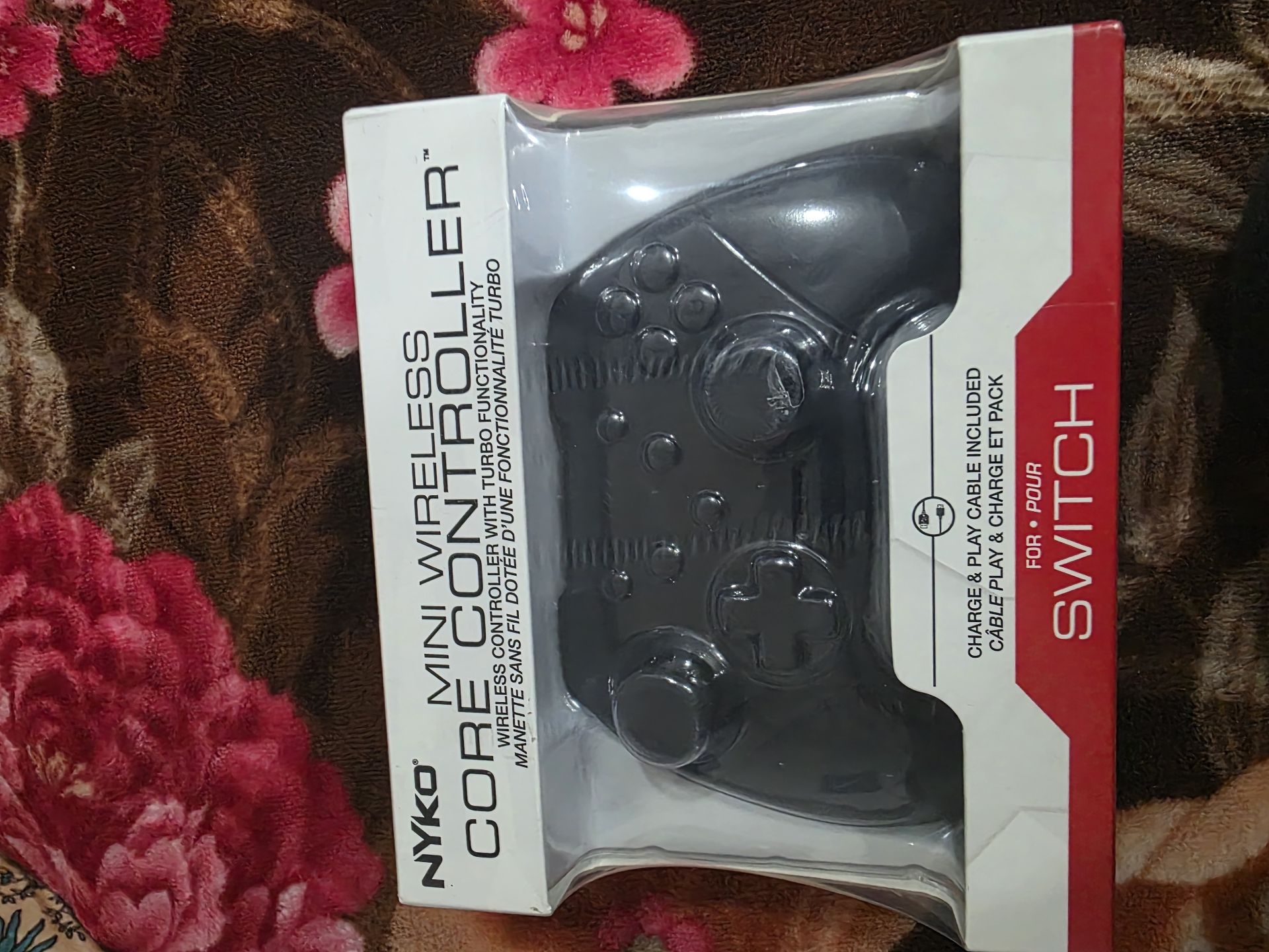 Nintendo V2+FC25 & Donkey Kong HD+controller - Image 5