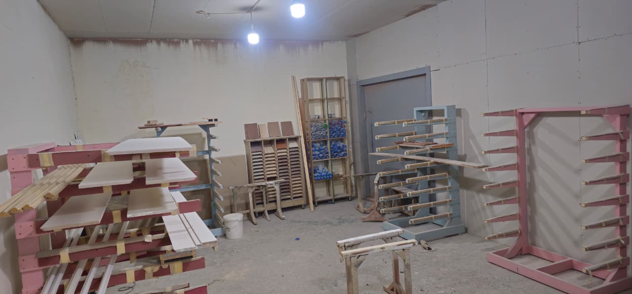 FOR SALE – COMPLETE JOINERY & WOODWORKING EQUIPMENT SET - Image 7