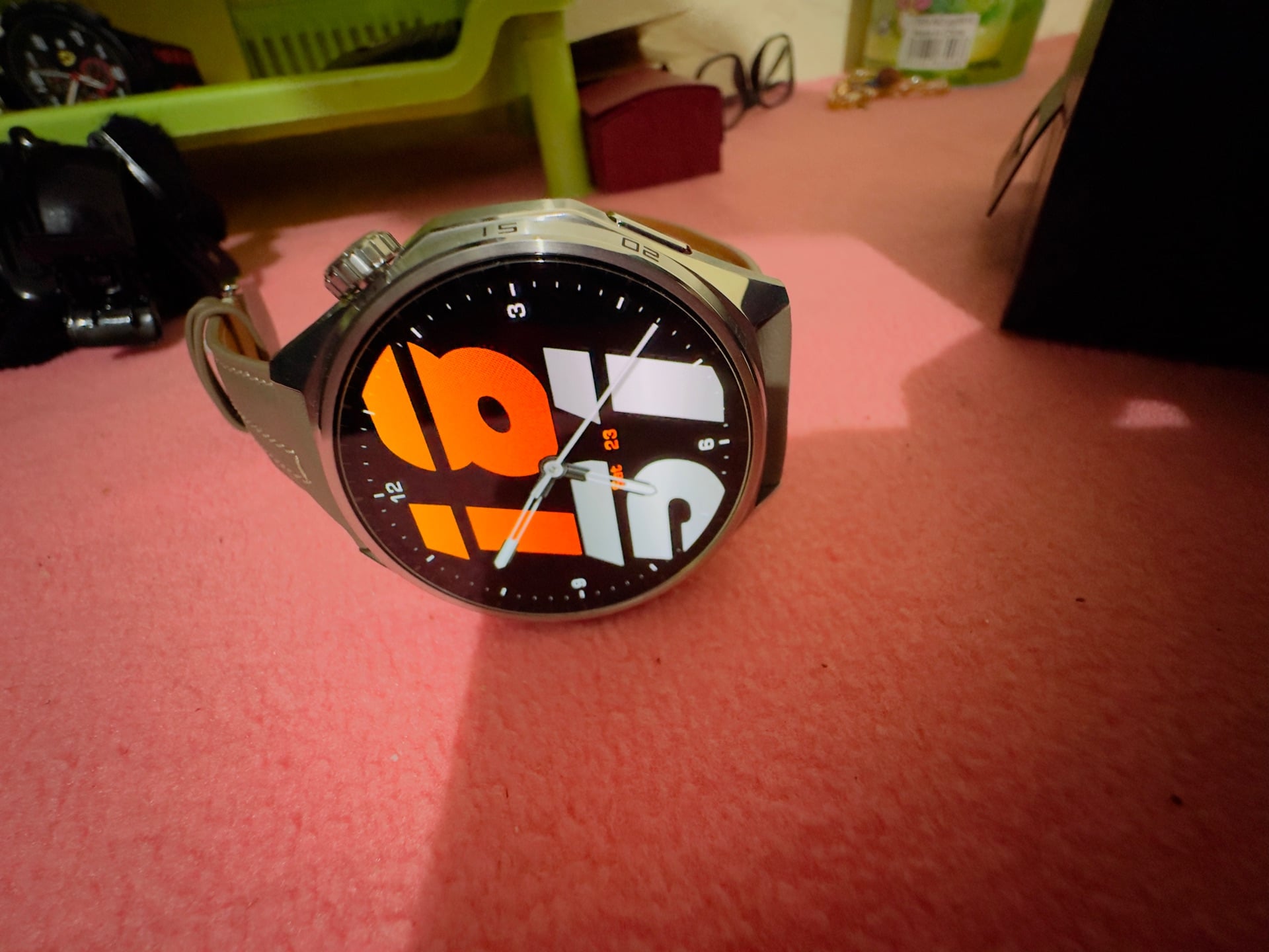 HUAWEI watch GT 6 new watch with under warranty  - Image 3