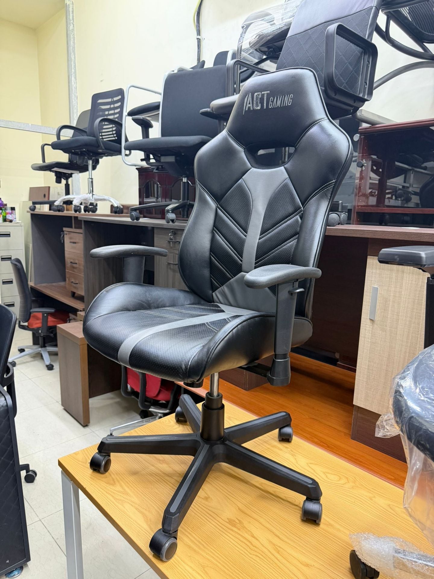 Used office chair sale - Image 6